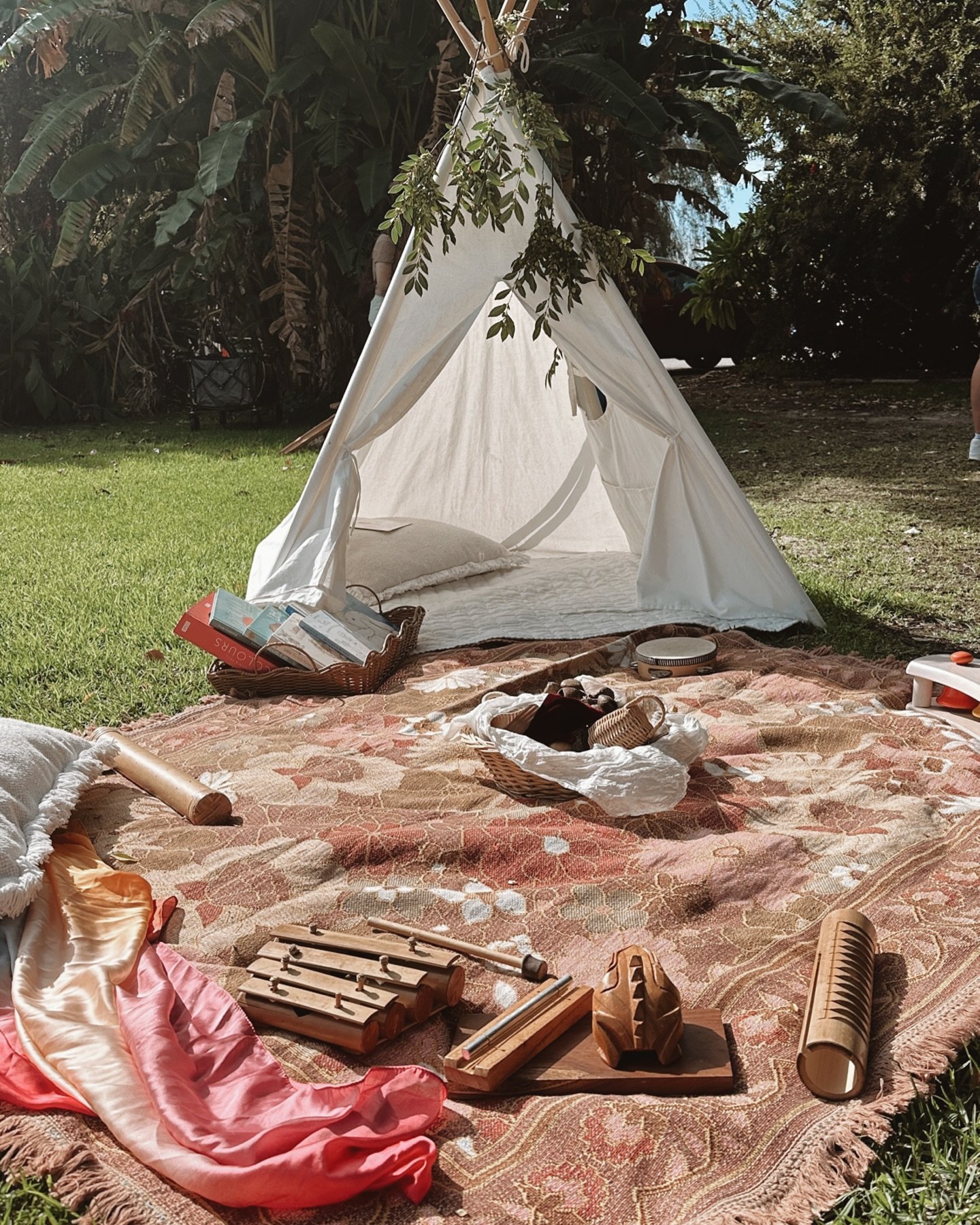 cosy mornings at the farm are our favourite π€ Is anyone else excited for cooler weather? βοΈ