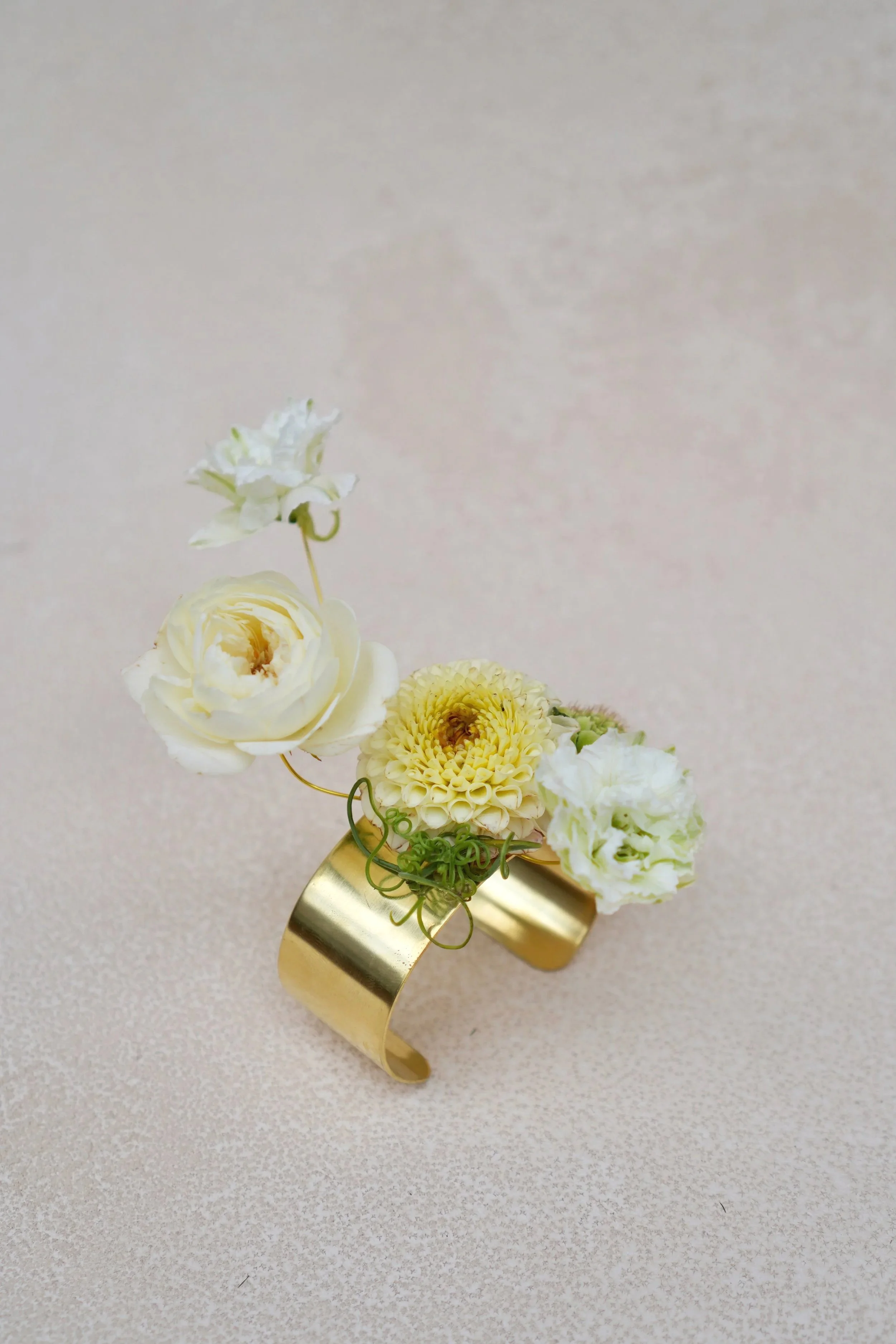 Wrist corsage, neutrals
