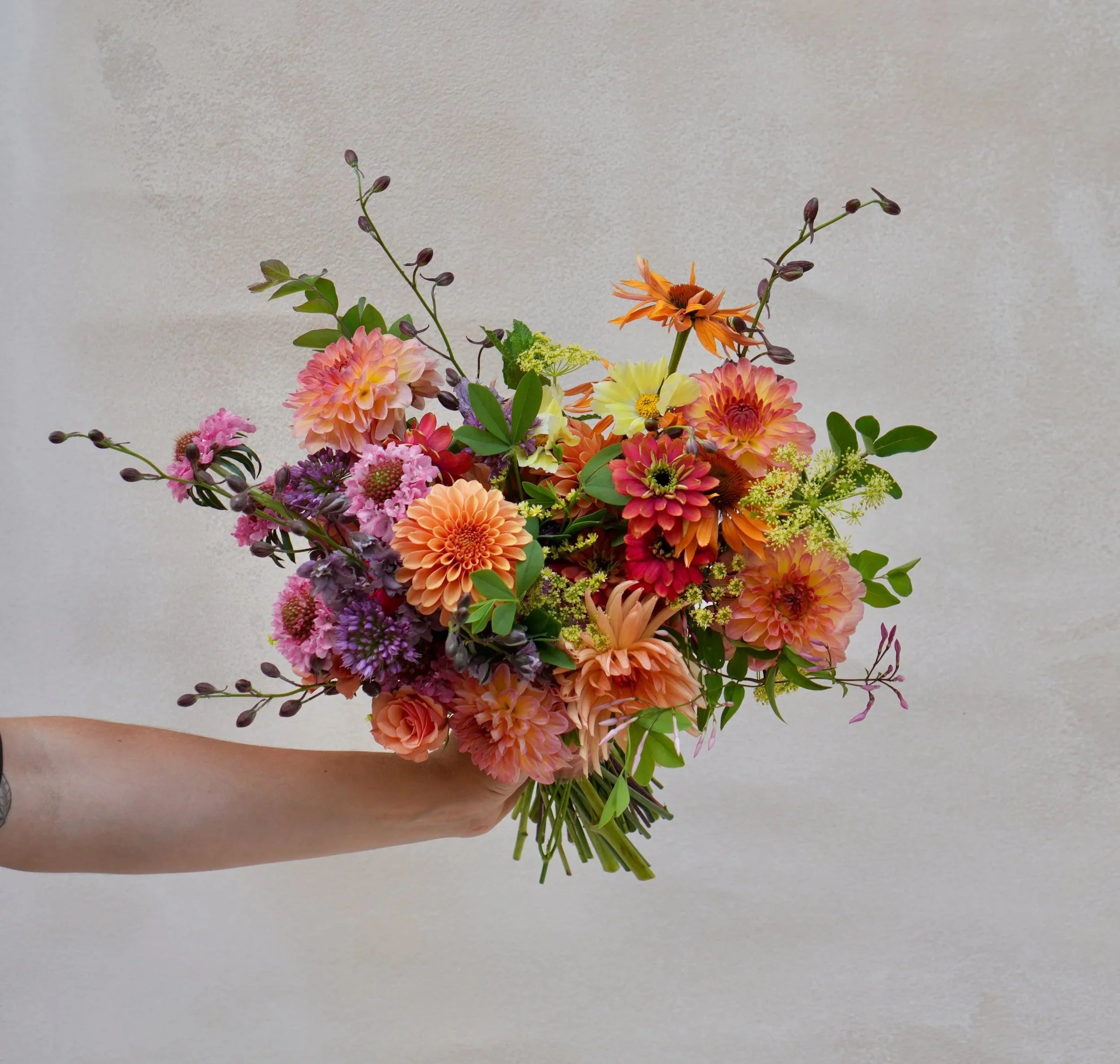 Luxe bouquet, brights