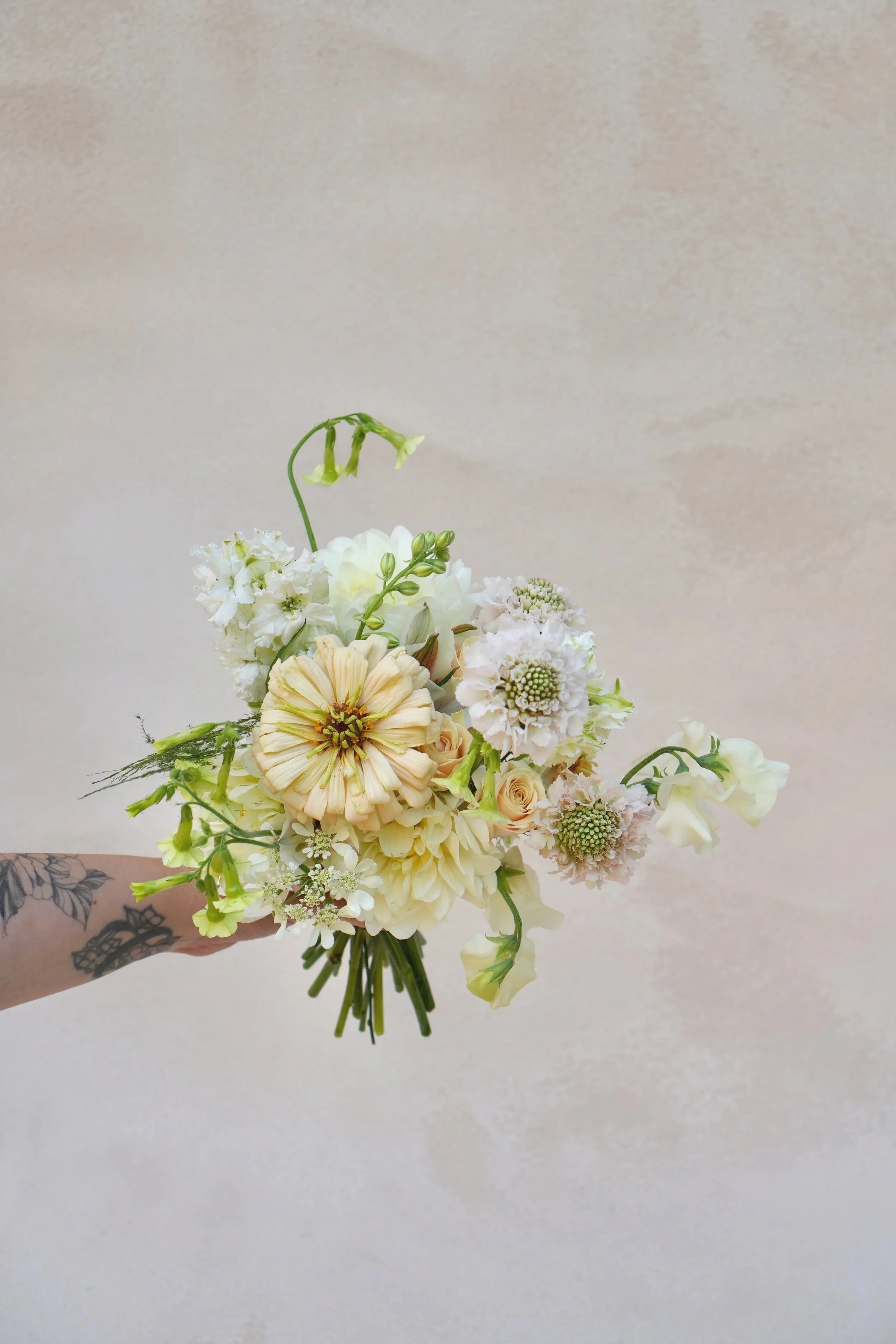 Petite bouquet, neutrals