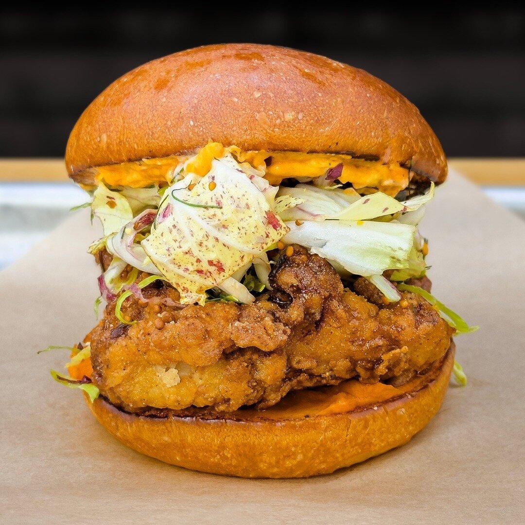 🍁 November beckons with vibrant hues, and so do our delectable features at Fiamma Burger! Introducing the Bourbon Orange Fried Chicken Sandwich &mdash; bourbon-orange glazed perfection meets a hearty mustardy brussel sprout and chicories ensemble. L