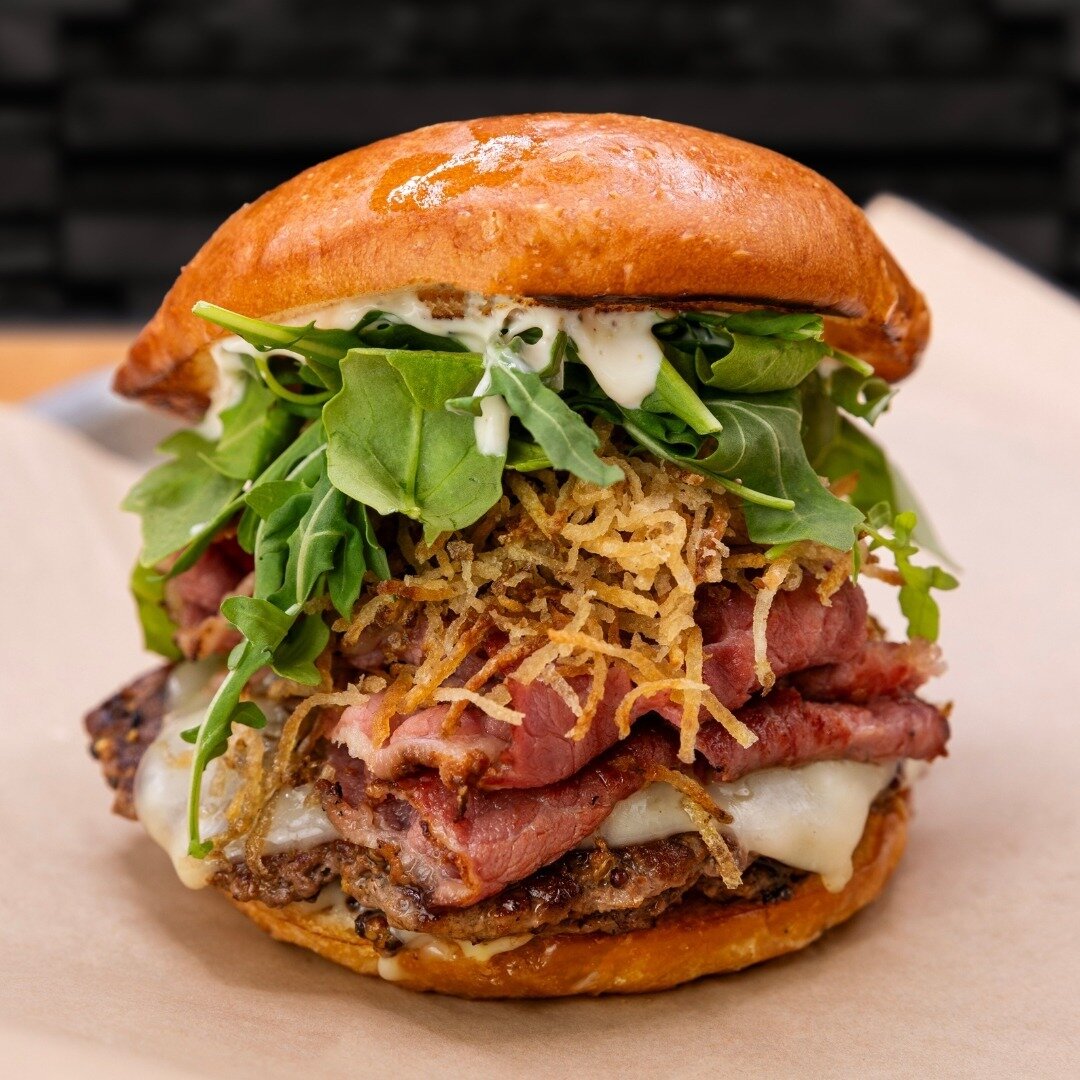 🍂 Fall is in the air, and we've got flavors to match! 🎃 Introducing our October specials:

🍔 Scarecrow Burger: A hearty blend of DBL beef, zesty mustard, savory pastrami, and Swiss cheese, topped with arugula, horseradish mayo, and a crispy potato