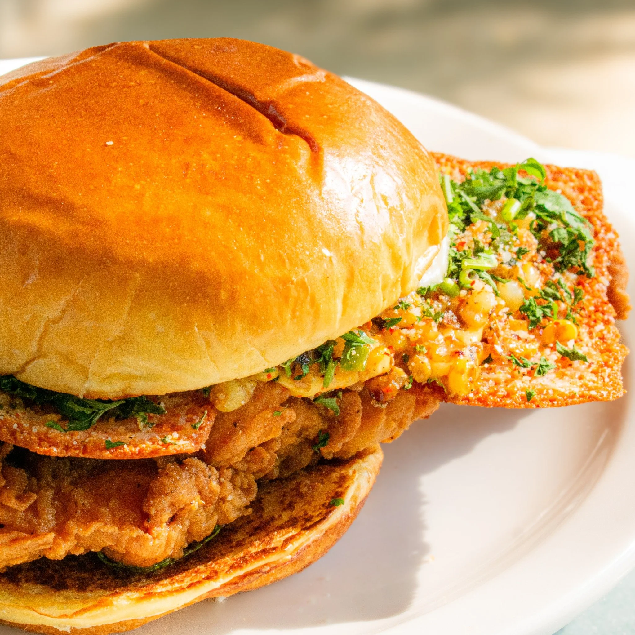 โฐ๐ฝ๐‍๐ฉ LAST CALL on the Elote Chicken Sandwich + Key Lime Pie Milkshake ๐‍๐ฉ๐ฝโฐ
Just one more week to snag this crispy hunk o’ chicken covered with Pepper Jack cheese frico, charred sweet corn, cotija + house queso, a dusting of Taj