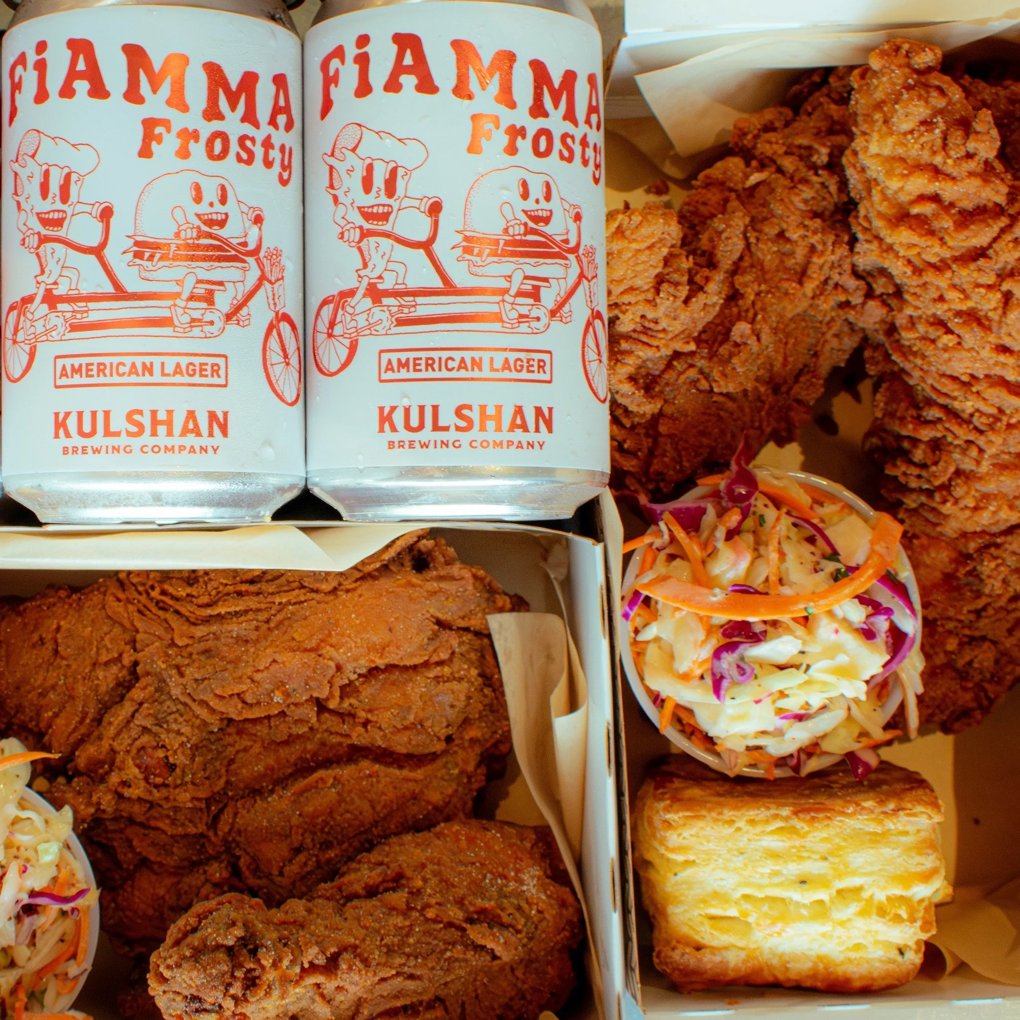 LAST CHANCE to snag some Fried Chicken this year!! Don&rsquo;t miss out on Fried Chicken this Sunday &lsquo;cause you won&rsquo;t get another bite of this crispy, juicy bone-lickin&rsquo; deliciousness until the Spring 👀 

THANK YOU for an awesome d