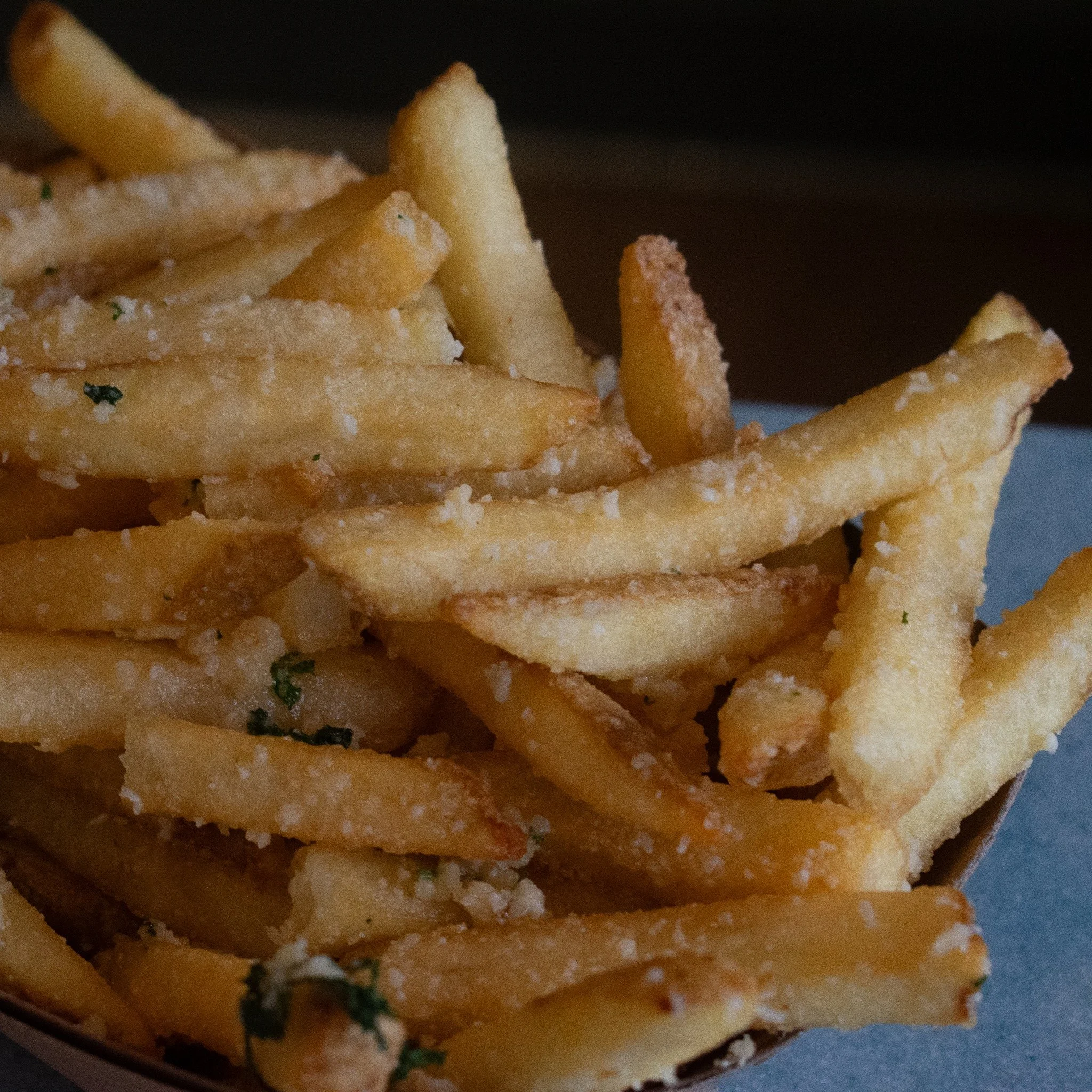 Seasons come and go but Garlic Fries are forever 🧄🍟