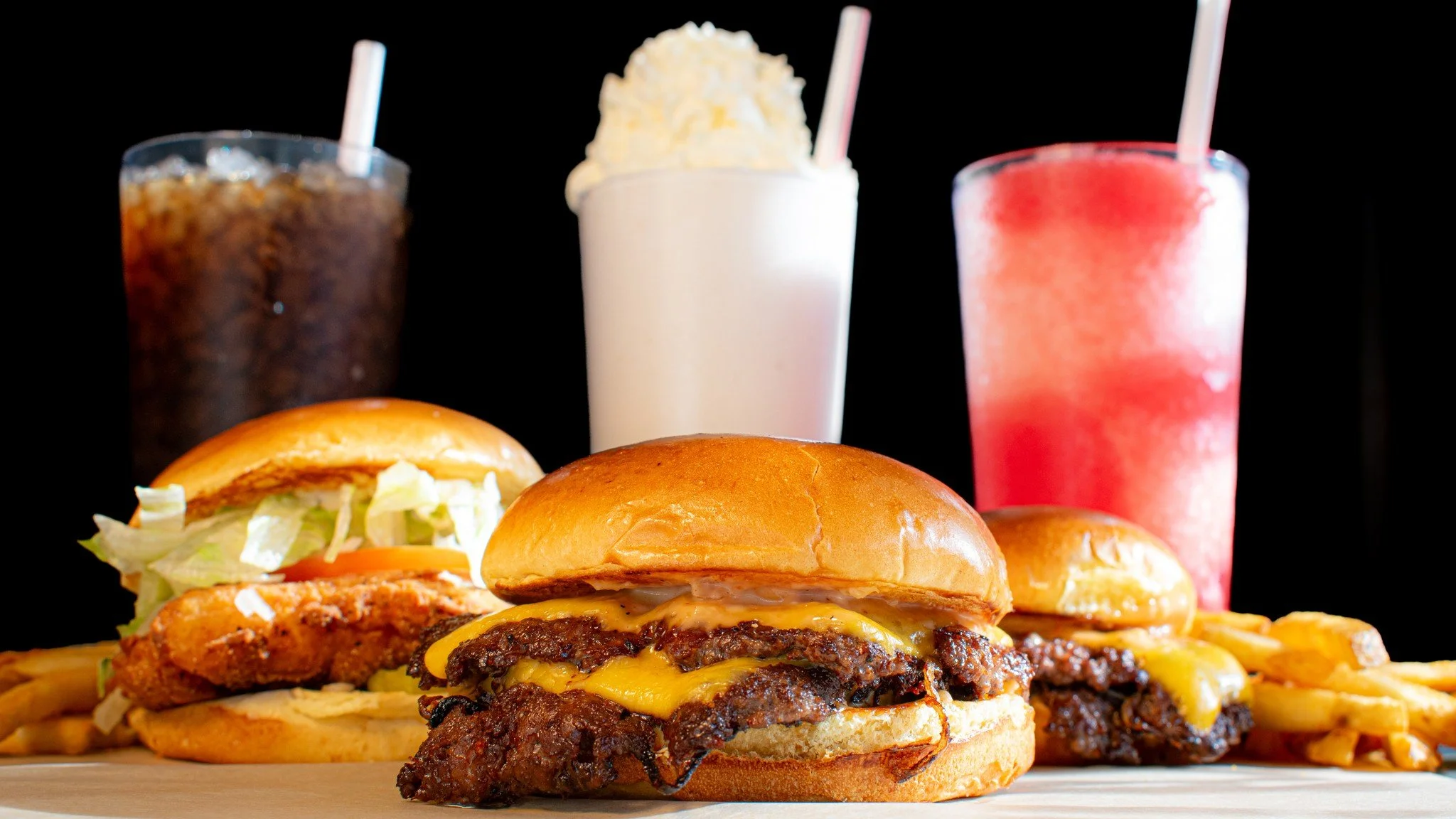 Weekends are better with burgers 💛