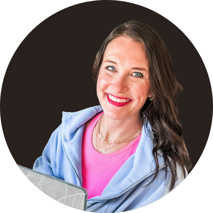 Breana Owens, Email Energetics expert and Human Design strategist,