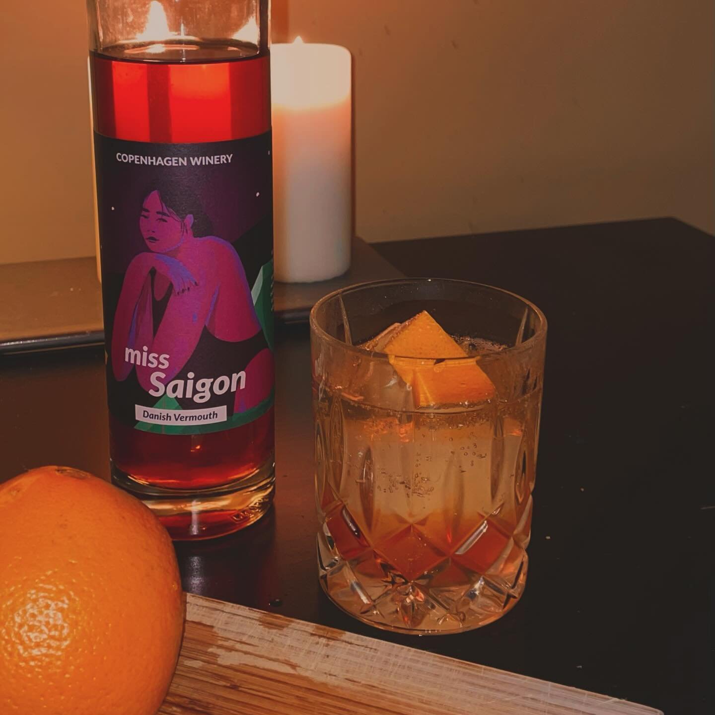Vermouth Tonic is our absolute favorite drink this Christmas 😍 
It&rsquo;s easy to make and deliciously refreshing with just a hint of bitterness 👌

All you need to make it is: 

1 part Miss Saigon Vermouth
1 part tonic
1 slice of orange

Made with
