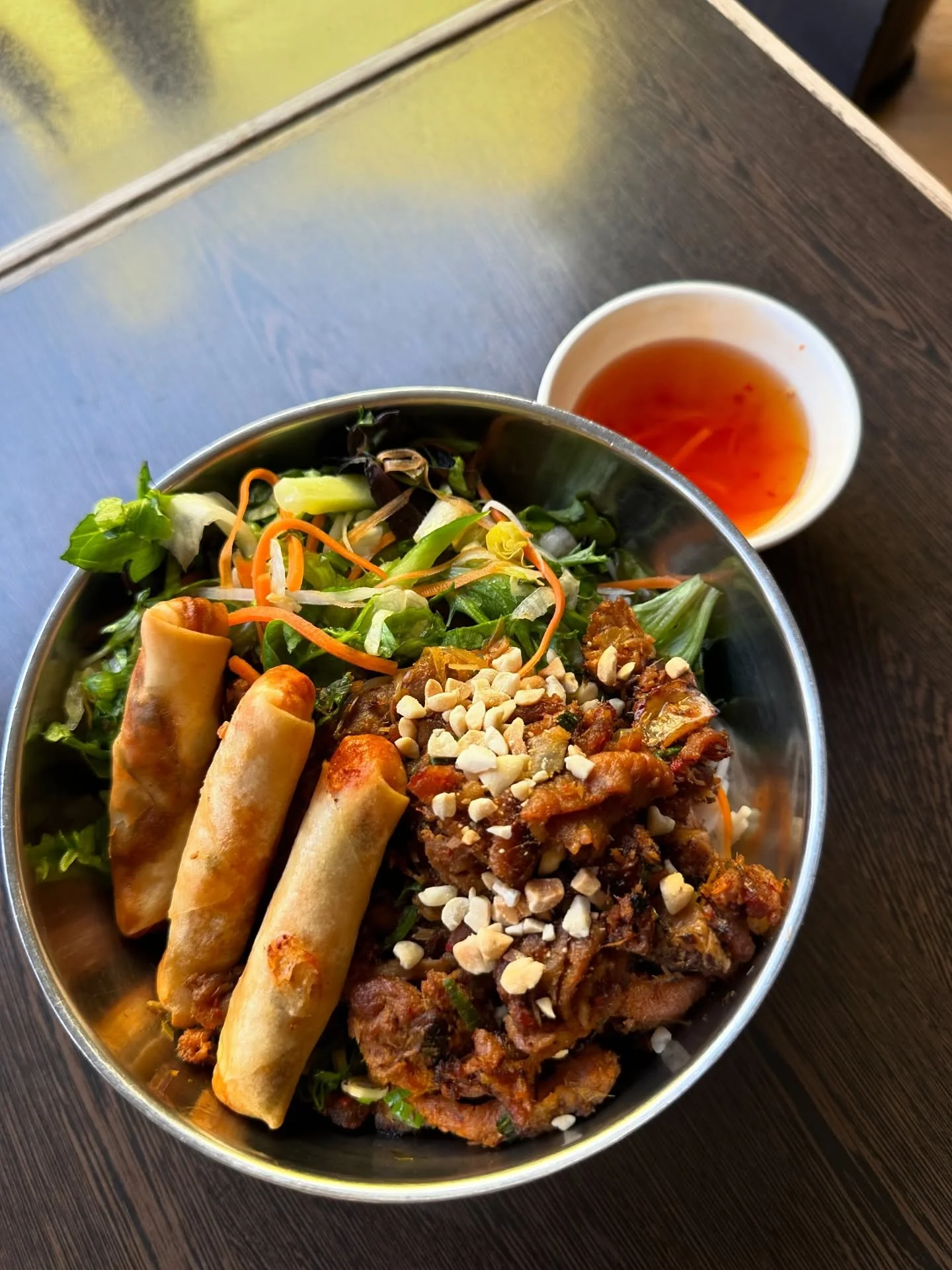 Hiiiiiii I can already feel the depression thaw away in this weather so I decided to bring back one of my fav summer classics tomorrow night!! (17/10) ✨

I feel like cooking b&ograve; chi&ecirc;n bơ (beef stir fried in butter) vermicelli but I haven&