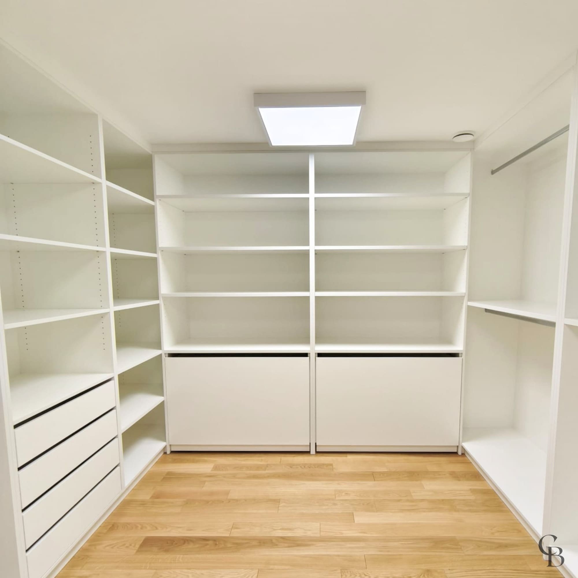 Dressing sur mesure dans une villa à Corsier