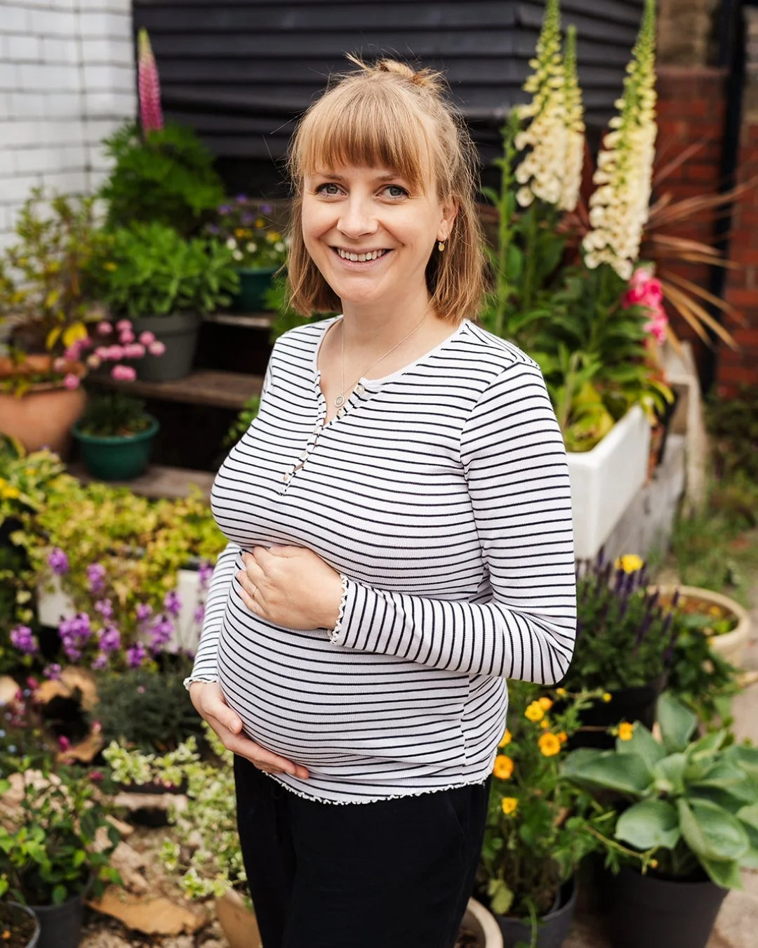 I&rsquo;ve been taking it a bit easier at work recently... and focusing on growing our baby girl who's due at the end of August 👶💕 I&rsquo;ll be going on maternity leave from mid-Aug, and back to live illustrating in Spring 2026!

I&rsquo;m still t