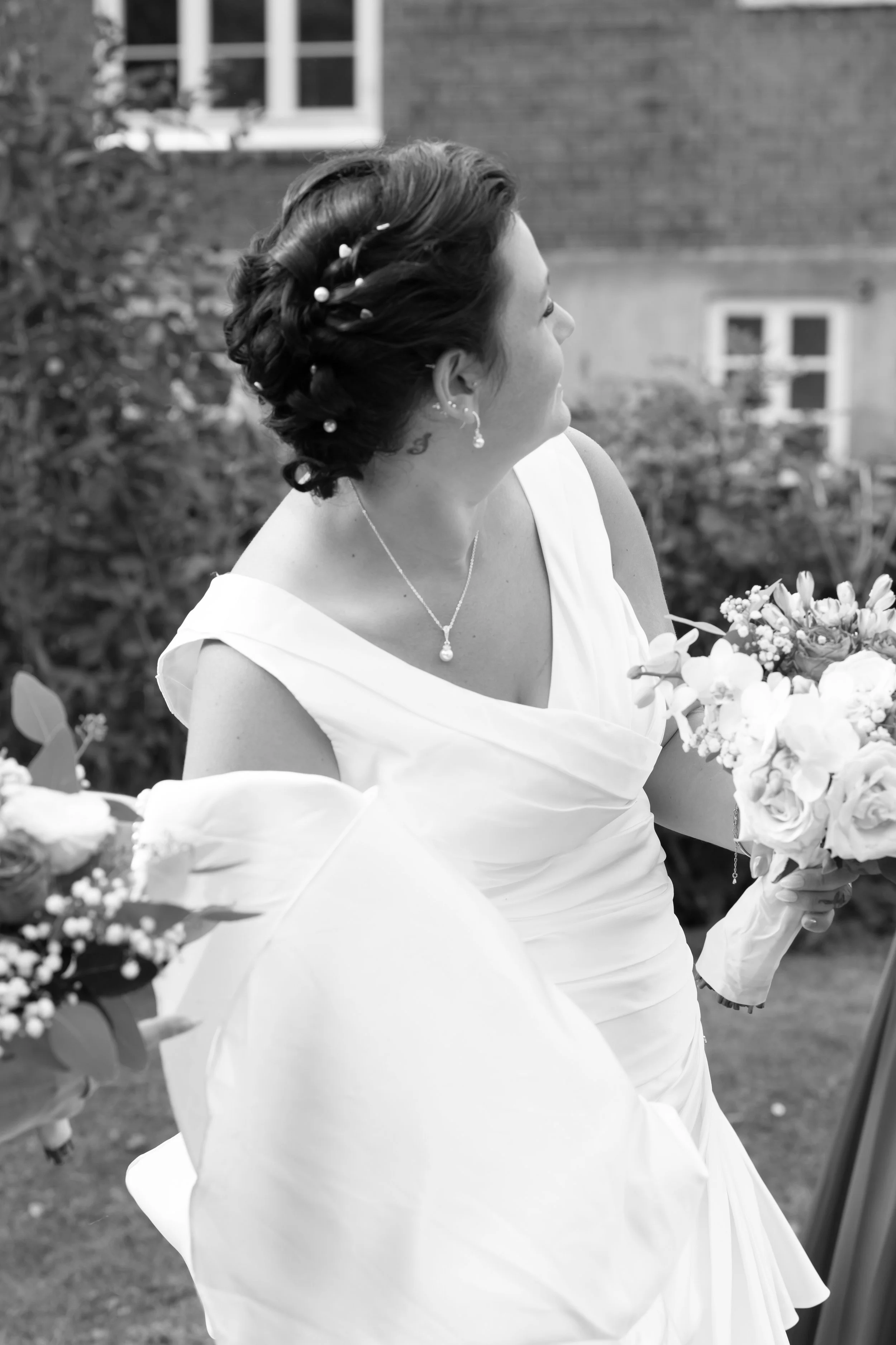 Bruden i svartvitt på bröllopsfotografering, Fotograf Jeanette Lindeskog, Ystad.jpg