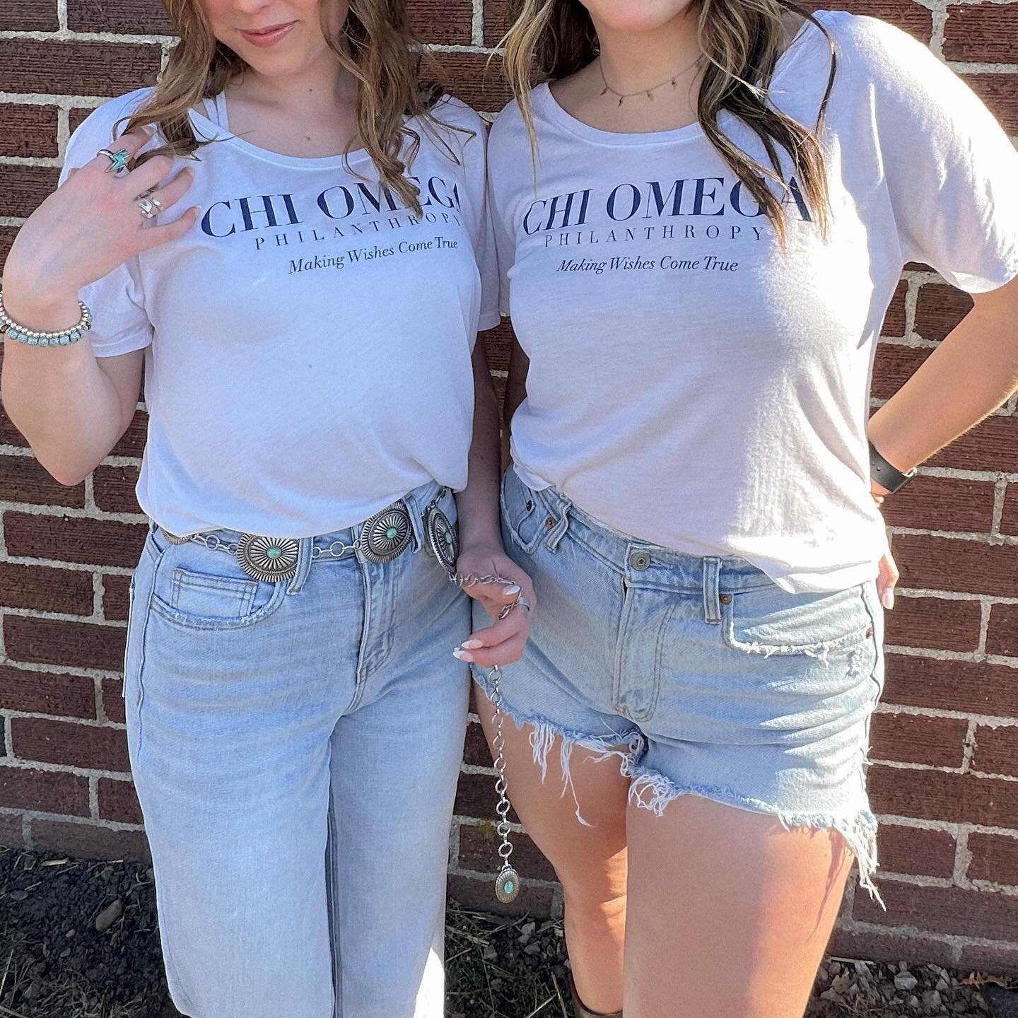 It&rsquo;s Philanthropy day !!!

Join us in supporting Make-A-Wish at #CHIORODEO today from 5-8! Enjoy live music, mac n cheese, barbecue, &amp; MORE!! See you there 🤠

#chiomega #etabeta #makeawish #philanthropy #chiorodeo