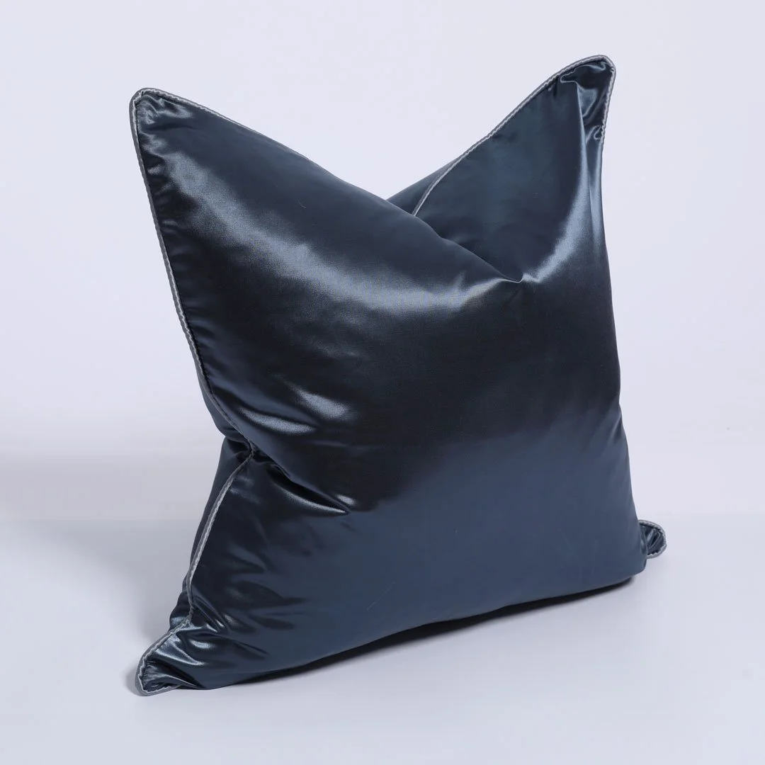 AD_Curtains&Cushions_Online_Store_Valentina_50x50cm_Angled.jpg