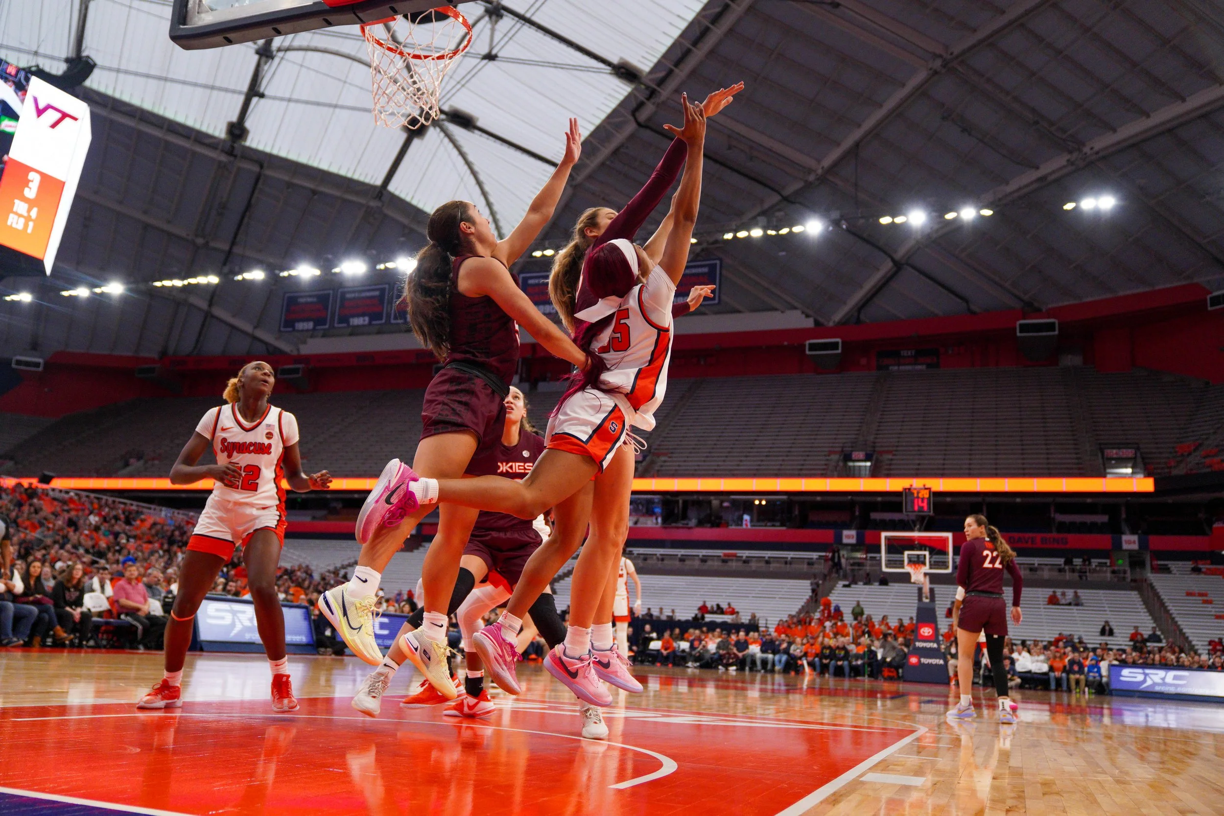 24-01-28 WBball v VT - ET-4.jpg