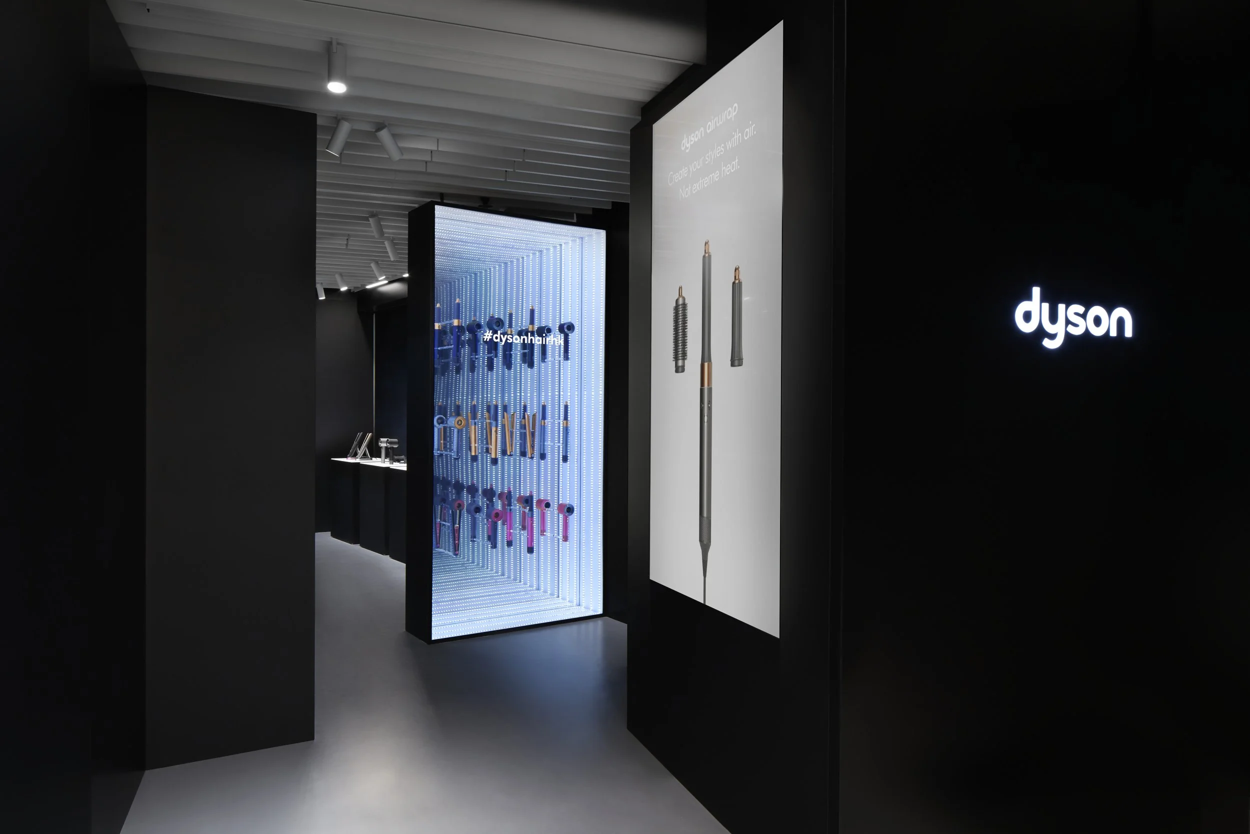 Dyson Beauty Lab Pop Up, SOGO