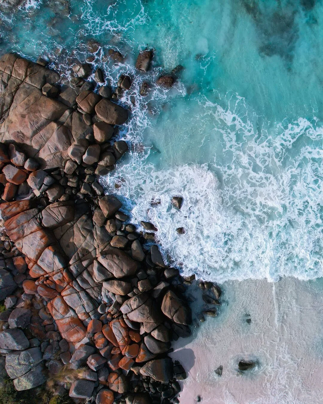 Trying to capture the beauty of the world around us in a photograph isn't easy but I think this one comes close. The juxtaposition of colours makes for a stunning view. 
.
.
.
.
#tasmania #australia #dronephotography #beach #nature #travel #wanderlus