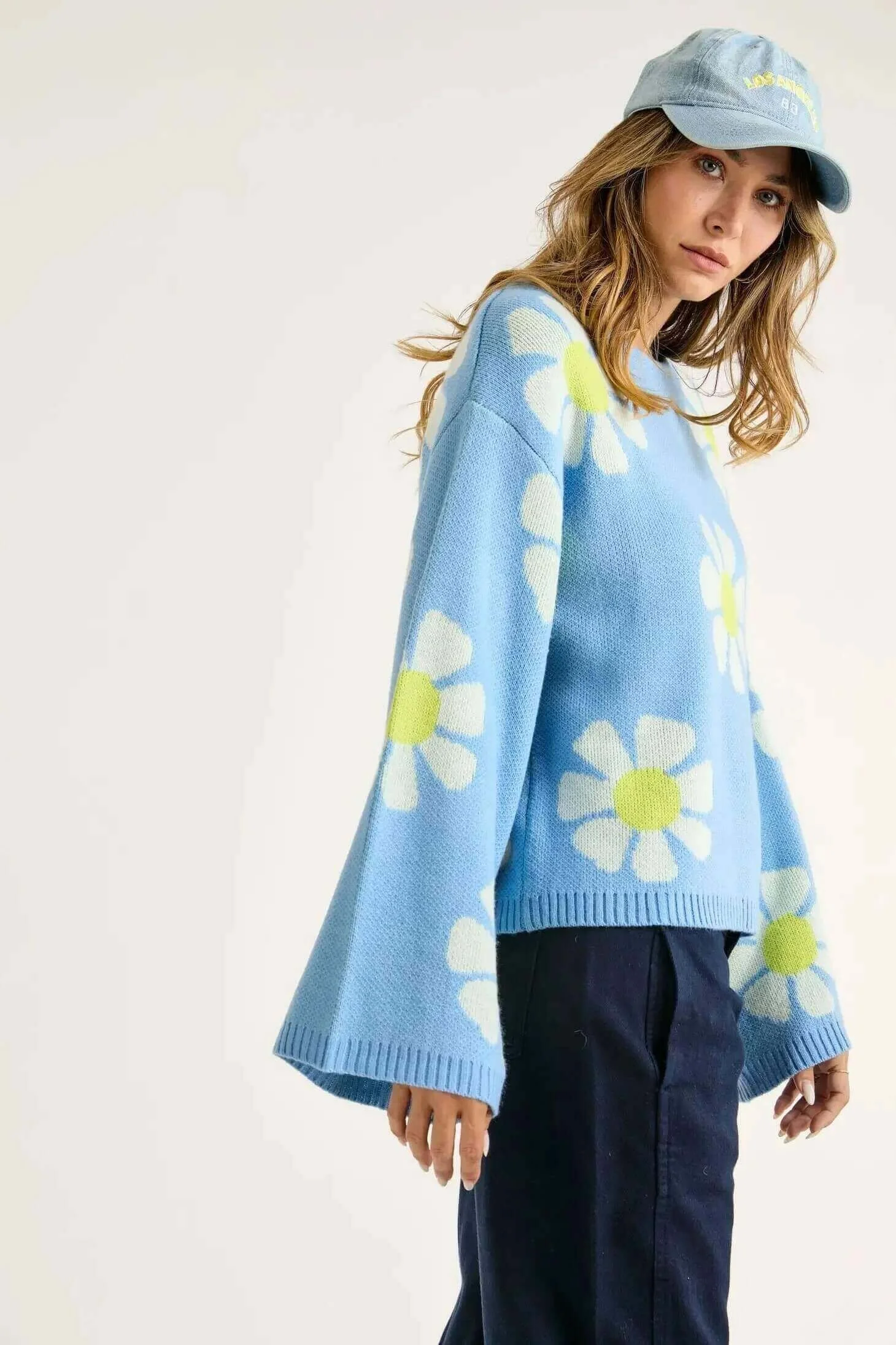 Flower Sweater by Lunadelmar