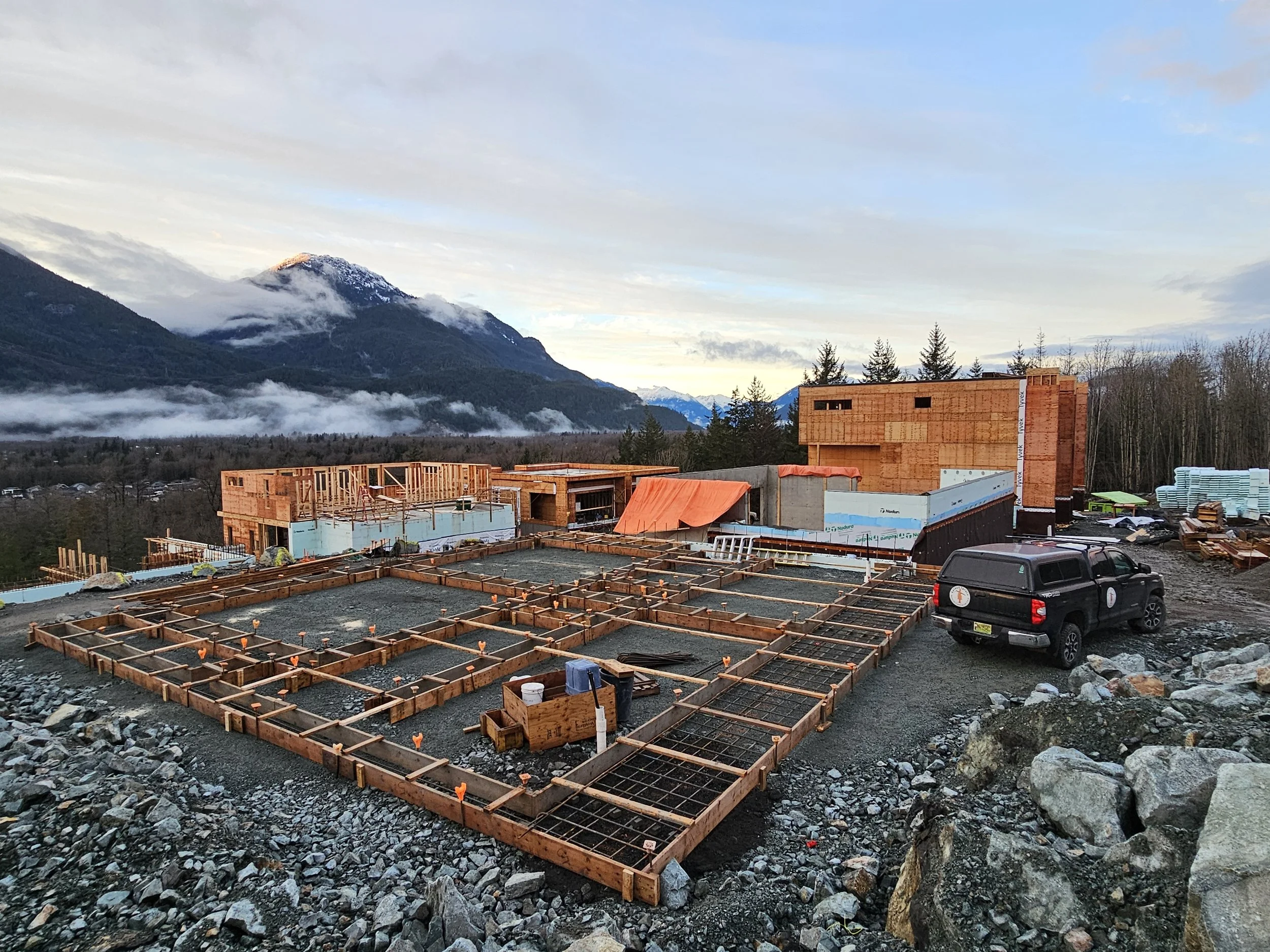 golden spruce builder working whistler 3