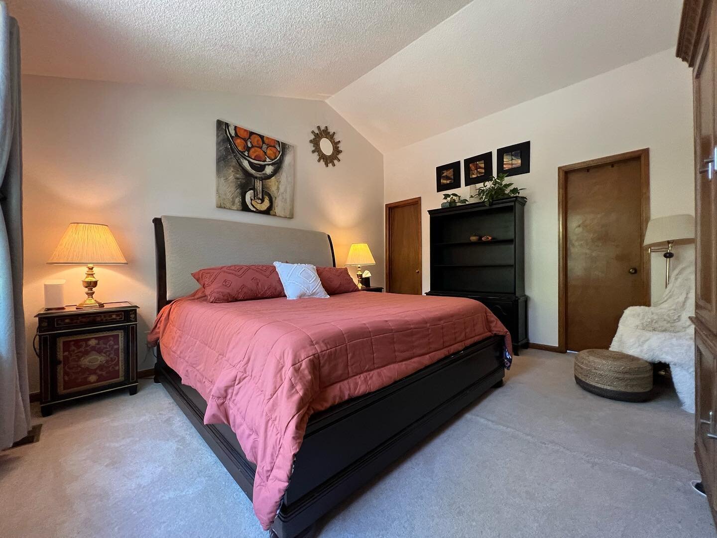 Hey Boulder/Denver area peeps! I&rsquo;m looking for a roommate 🤗👍 I&rsquo;m in  Westminster. Renting the primary sulfite (share the main floor) great yard. Only 15 miles from Boulder or Denver. $1500 includes utilities. DM me if you&rsquo;re inter