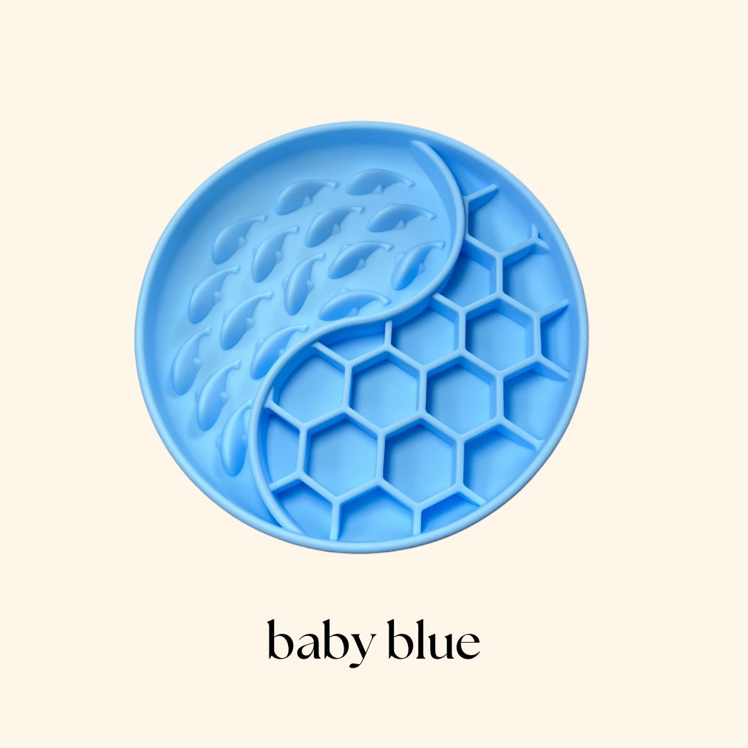 Lick Mat  Fin & Feed Listing - 15.png