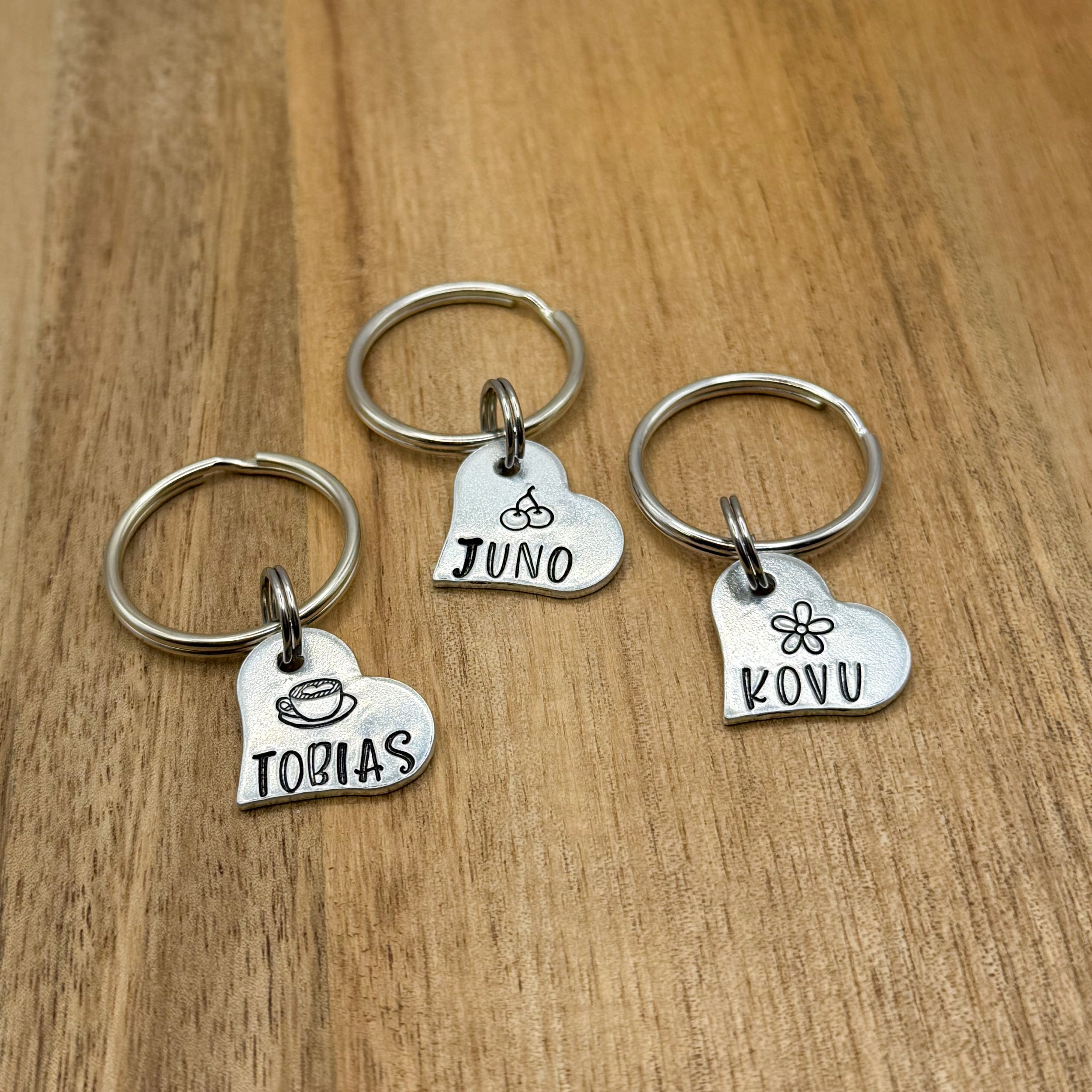 mini heart single-stamp cat ID tag | custom metal hand stamped cat tag
