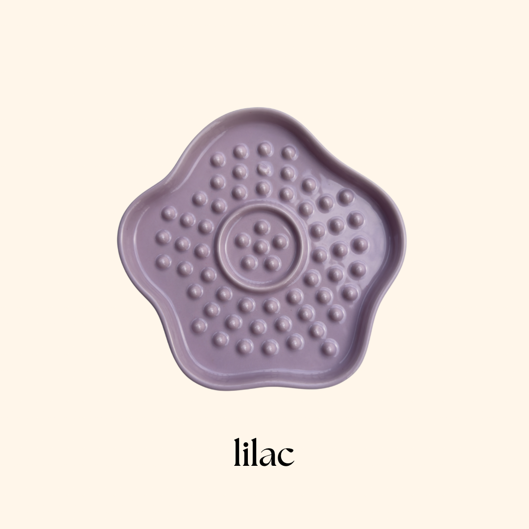 flower ceramic cat plate listing - 2.PNG