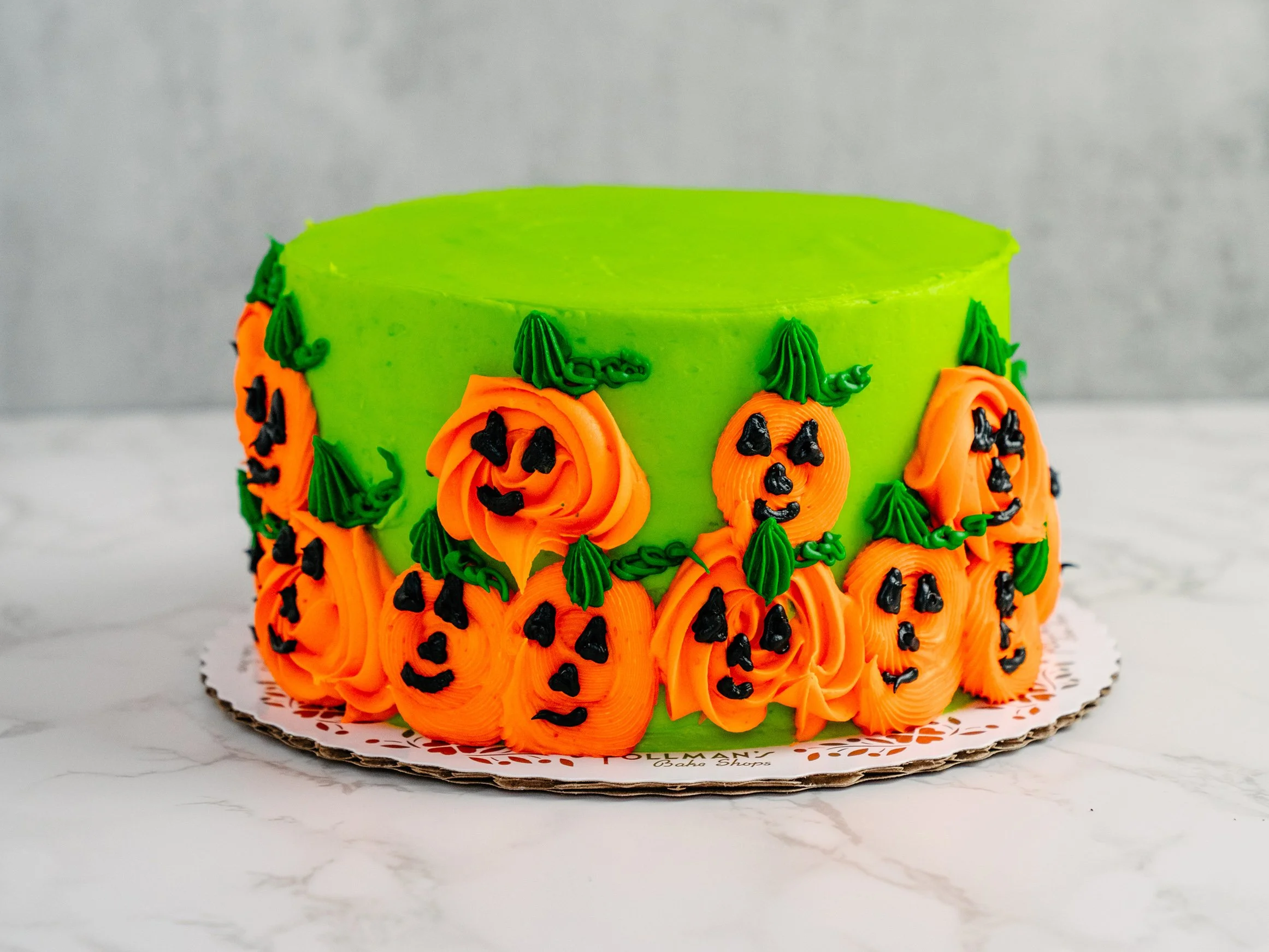 Halloween-Cakes-5.jpg