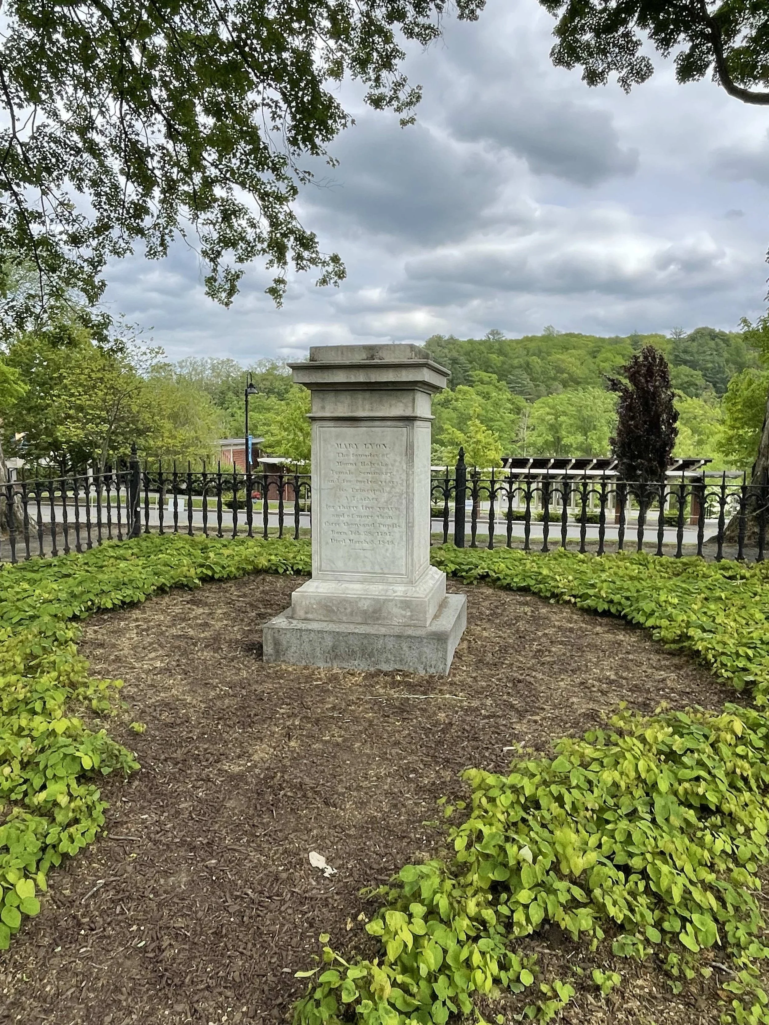 mary lyon grave.jpg