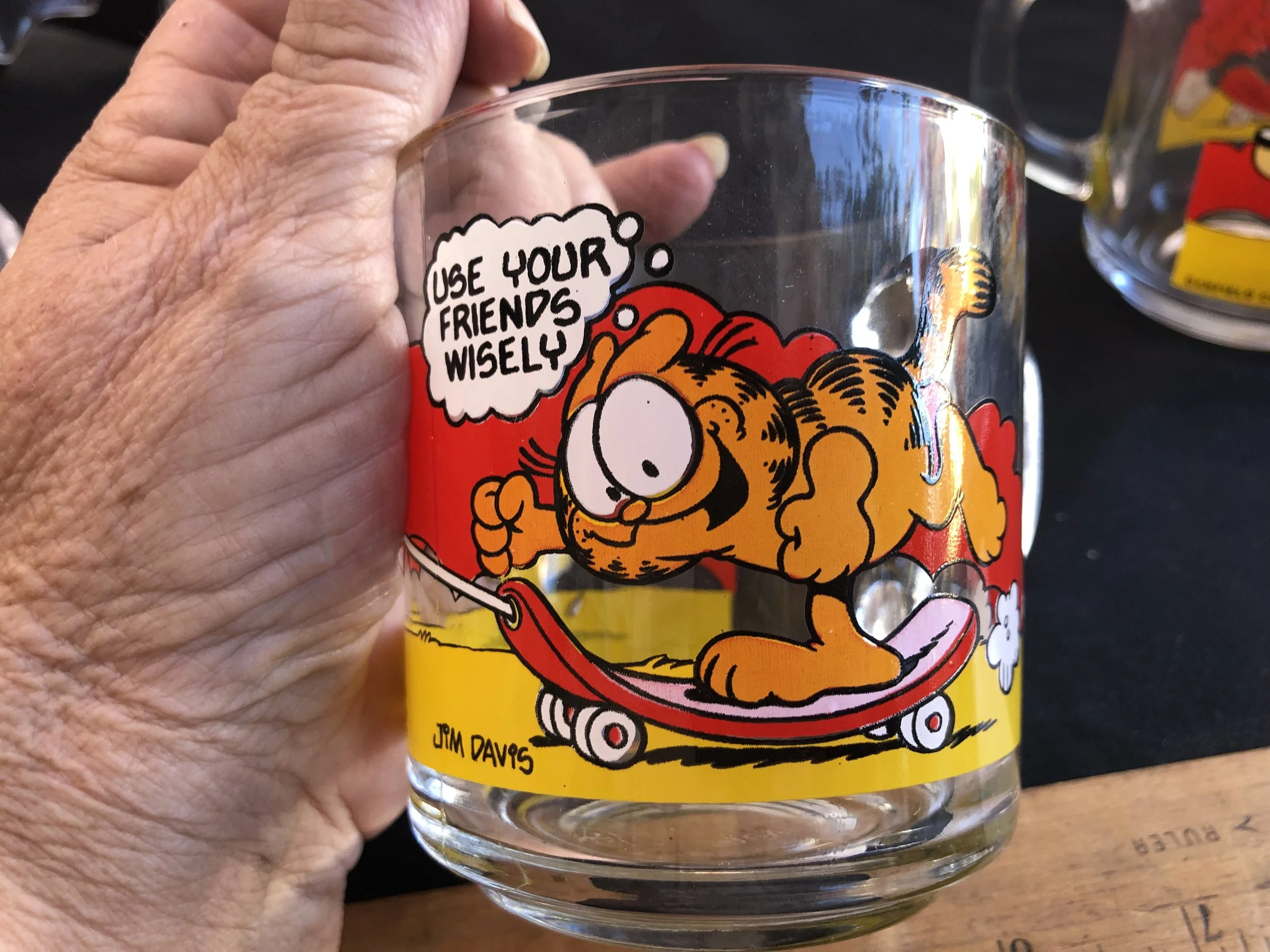 1978 – Pair of Garfield on Skateboard Glass Mugs from