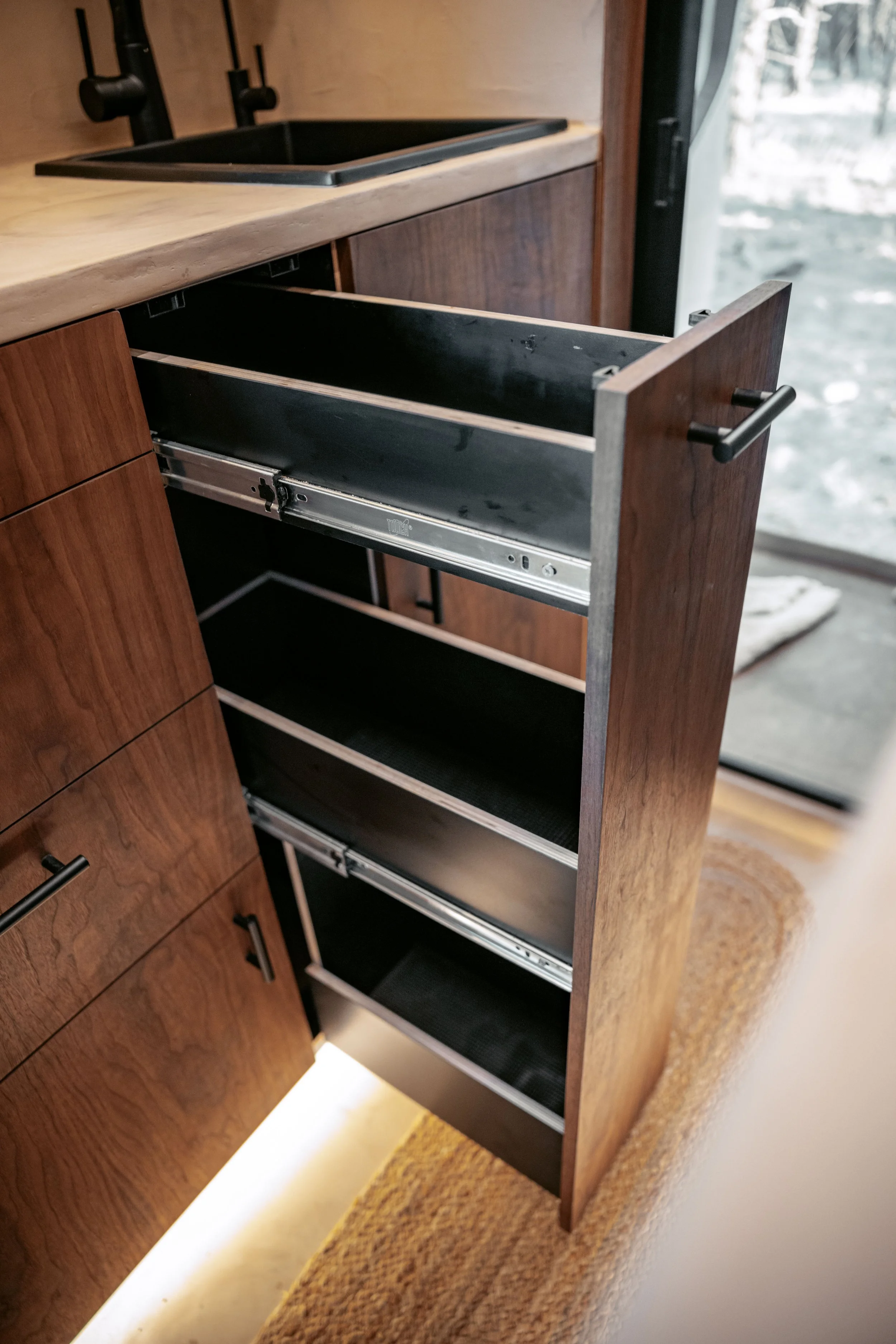 Listing-5025.jpg