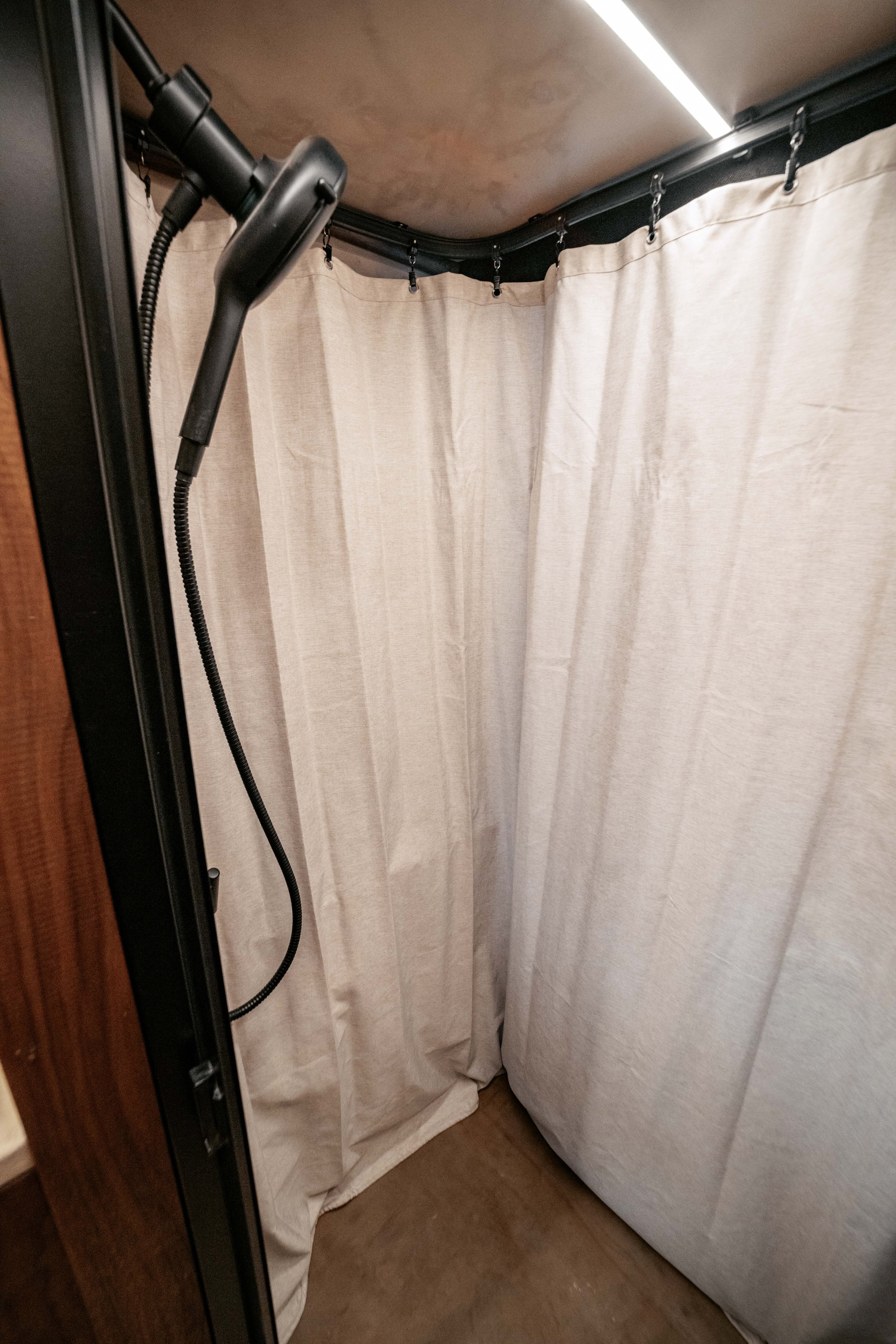 Listing-5064.jpg