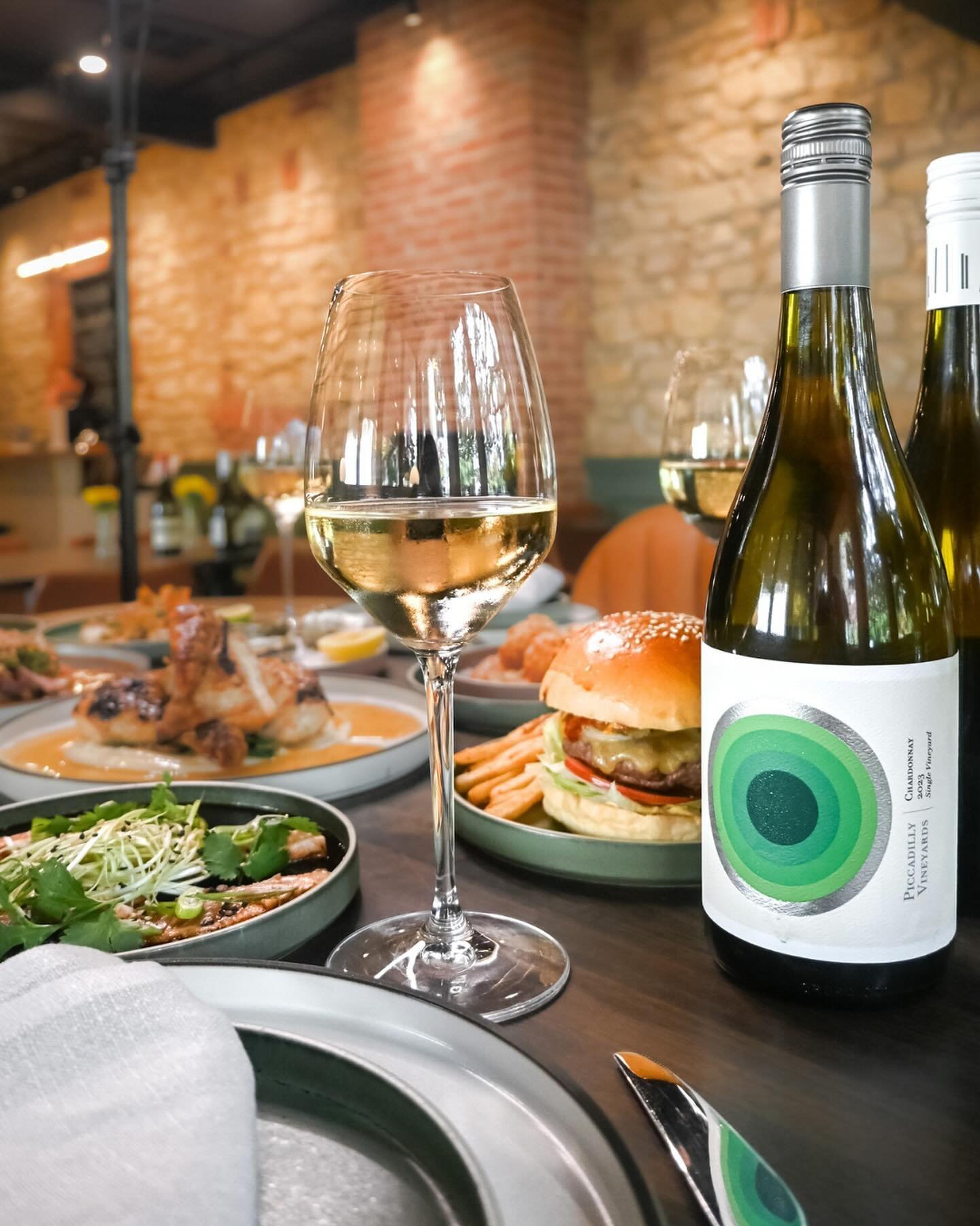Looking for weekend plans? Escape to the Adelaide Hills and visit Stirling&rsquo;s neighbourhood wine bar @barrelstirling 

Chef Jamie Laing is in the kitchen serving up a new modern Australian menu every Thursday, Friday and Saturday night!