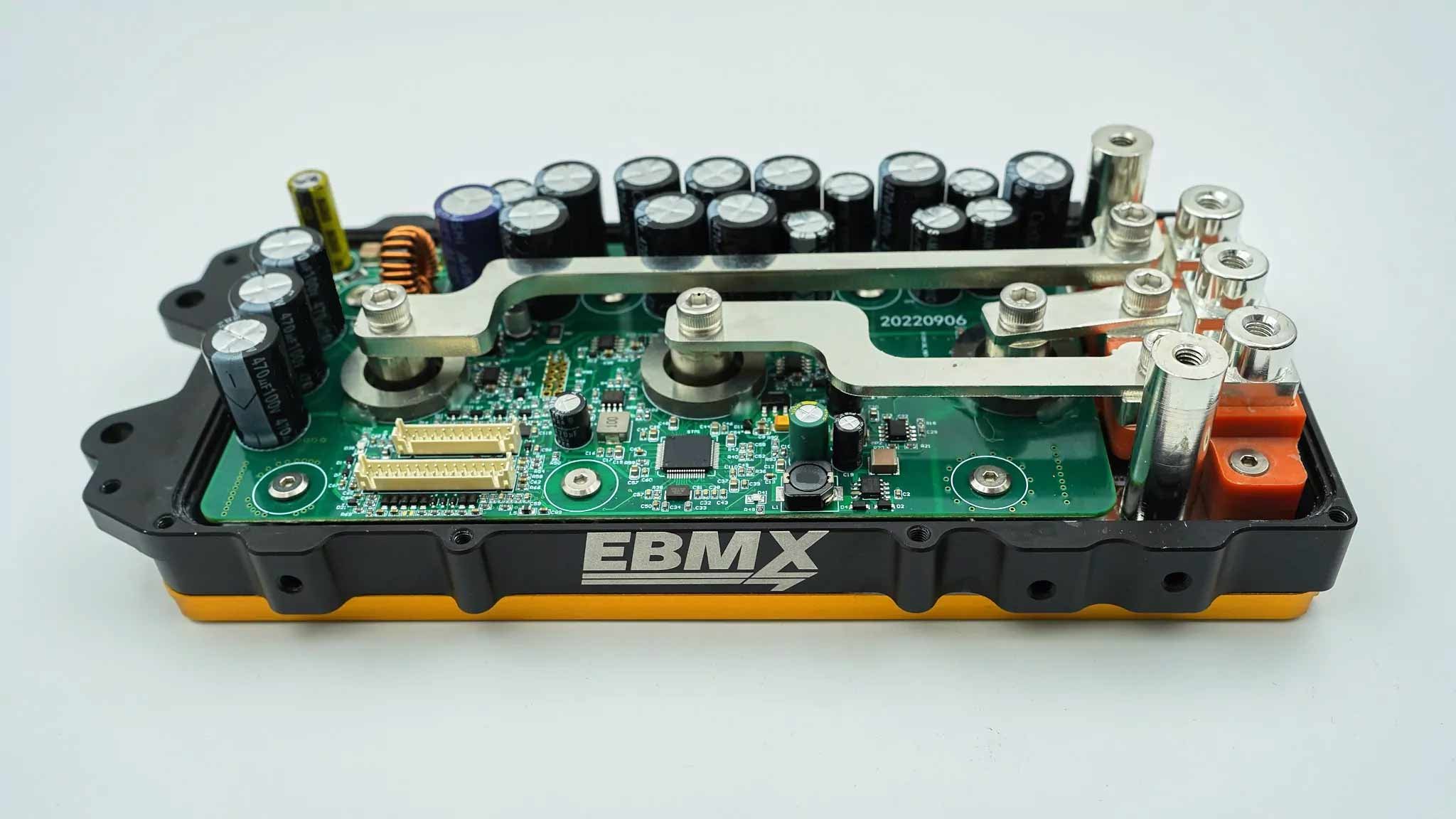 EBMX-X-9000-Controller-1.jpg