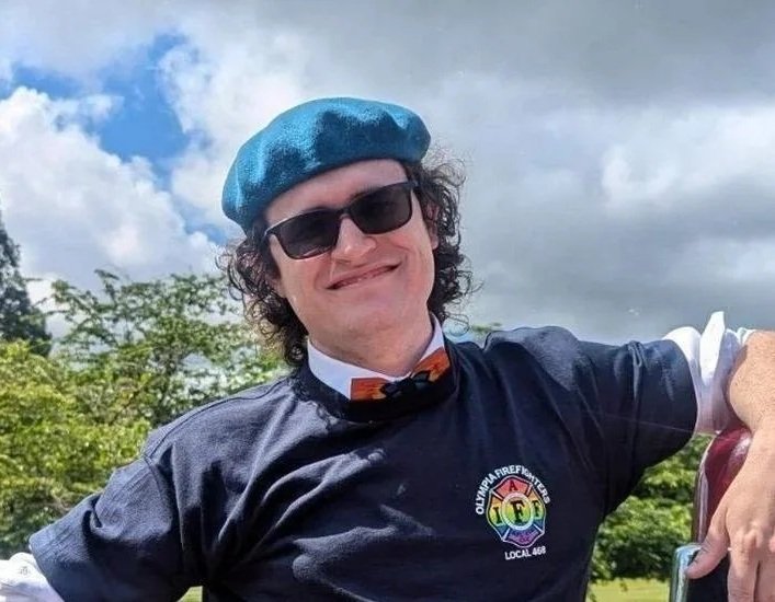 Candid pohtograph of Robert Vanderpool