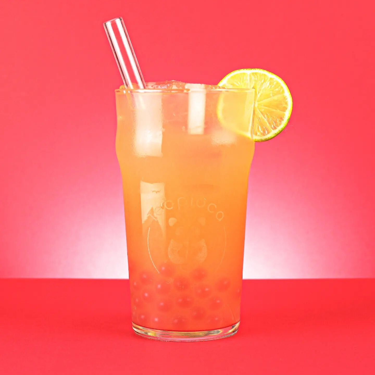 Voici le Lime Mad .

Un artiste qui vous a accompagn&eacute; tout au long de l'&eacute;t&eacute; dernier et qui revient en force pour l'arriv&eacute;e du Printemps 🥳

Avec son d&eacute;licieux th&eacute; vert bio, sa pure pur&eacute;e de citron bio 