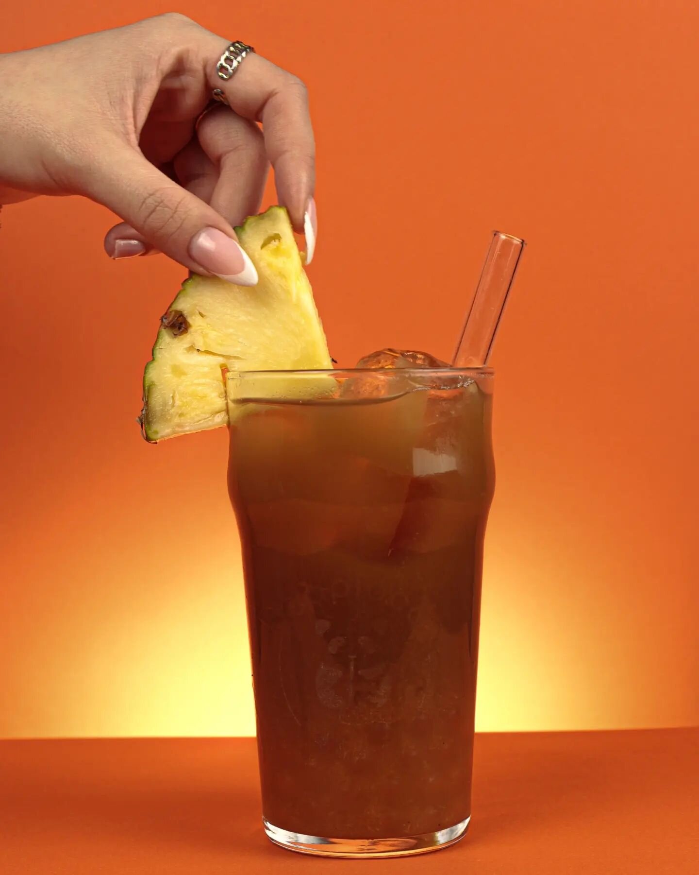 Aujourd'hui on vous pr&eacute;sente le Pineapple Express, th&eacute; noir bio pur&eacute;e d'ananas et des billes mangue . Simple et efficace !

Donc, si vous voulez un peu de soleil dans votre journ&eacute;e, venez nous rejoindre et essayez le Pinea