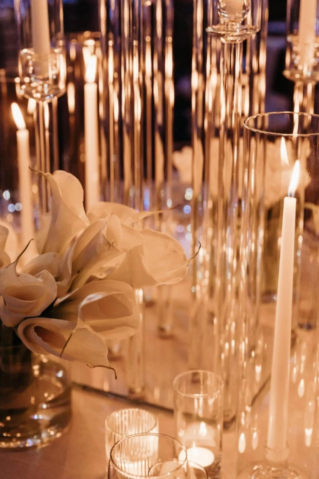 hyatt-regency-wedding_candlelit-dance-floor.