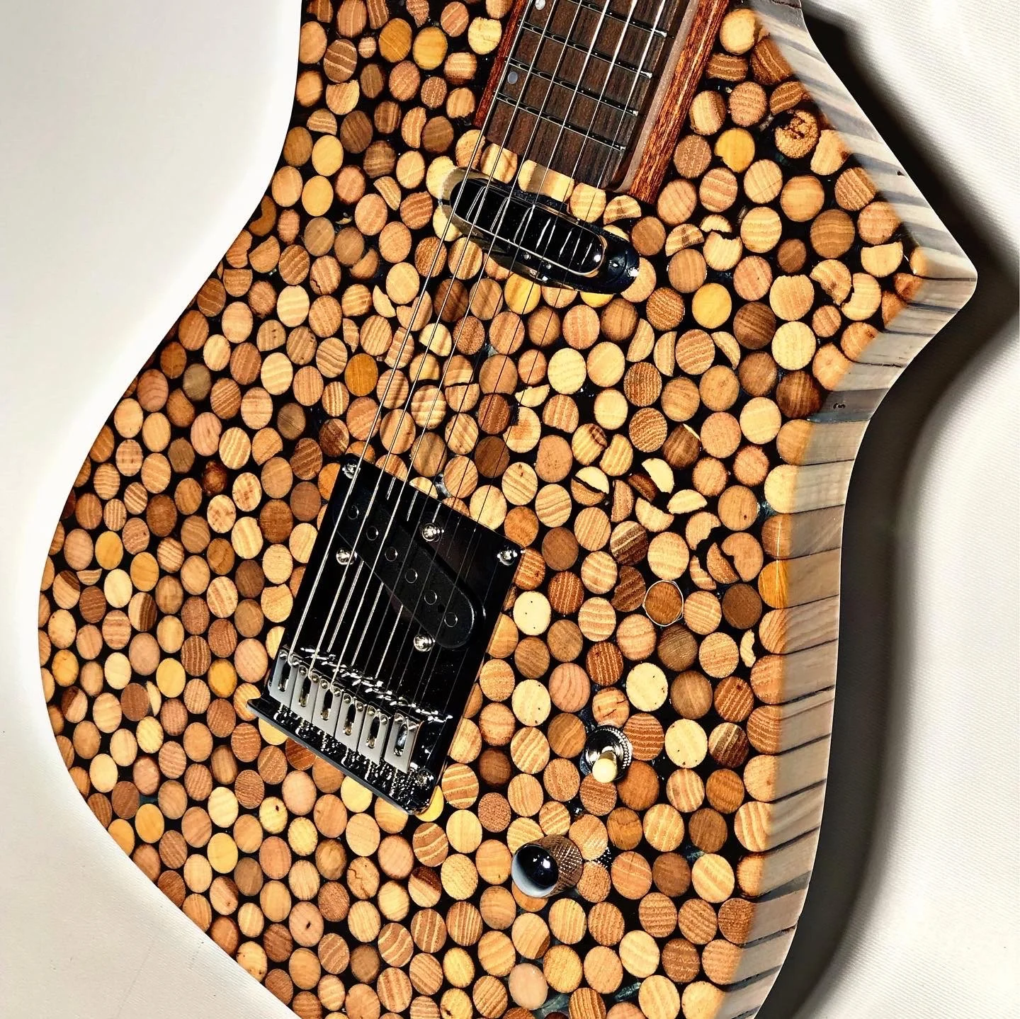 Sentous Guitars