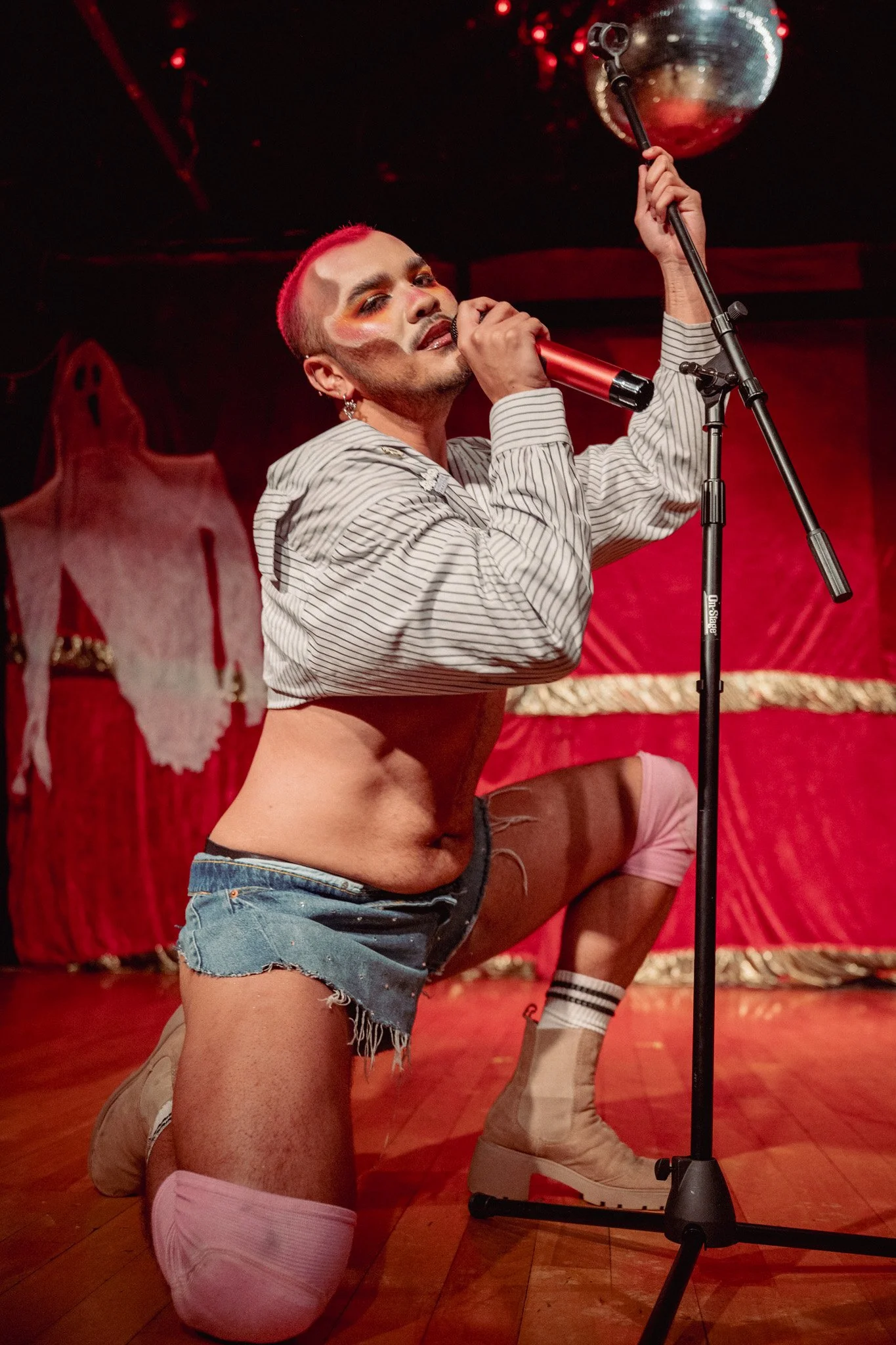 Photo by Ghost Photographer