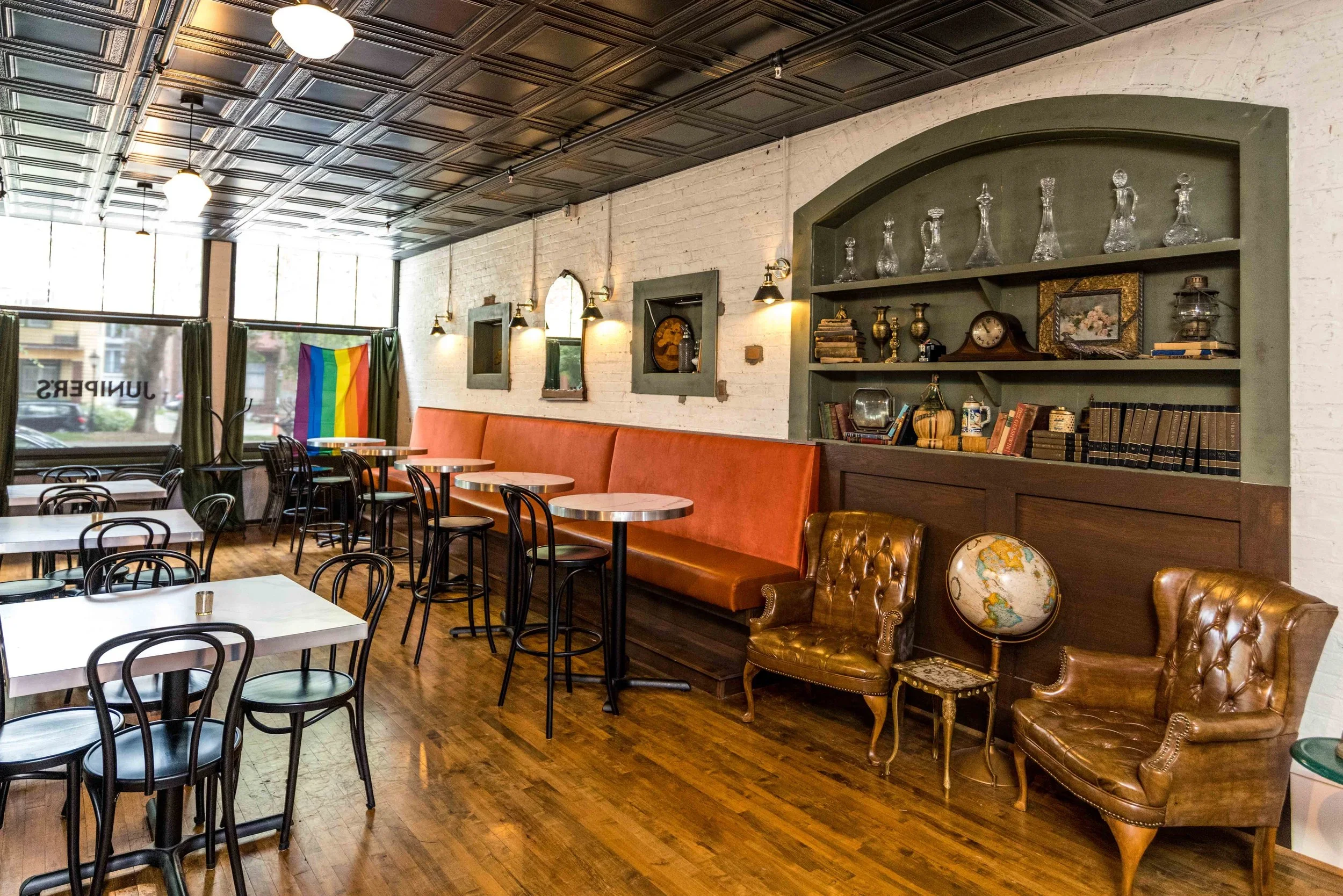 Bookseller Happy Hour - Juniper's