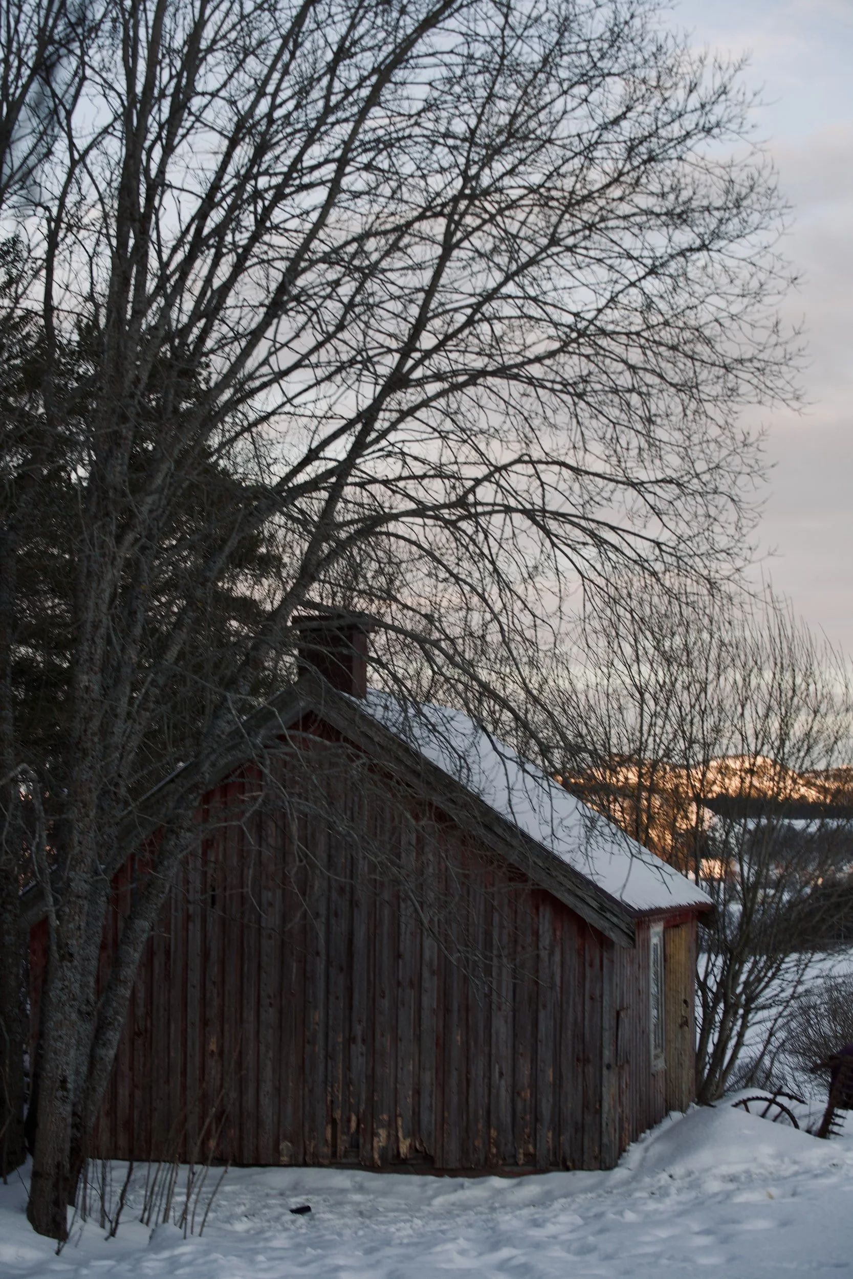 bilde av gammel hus i norge