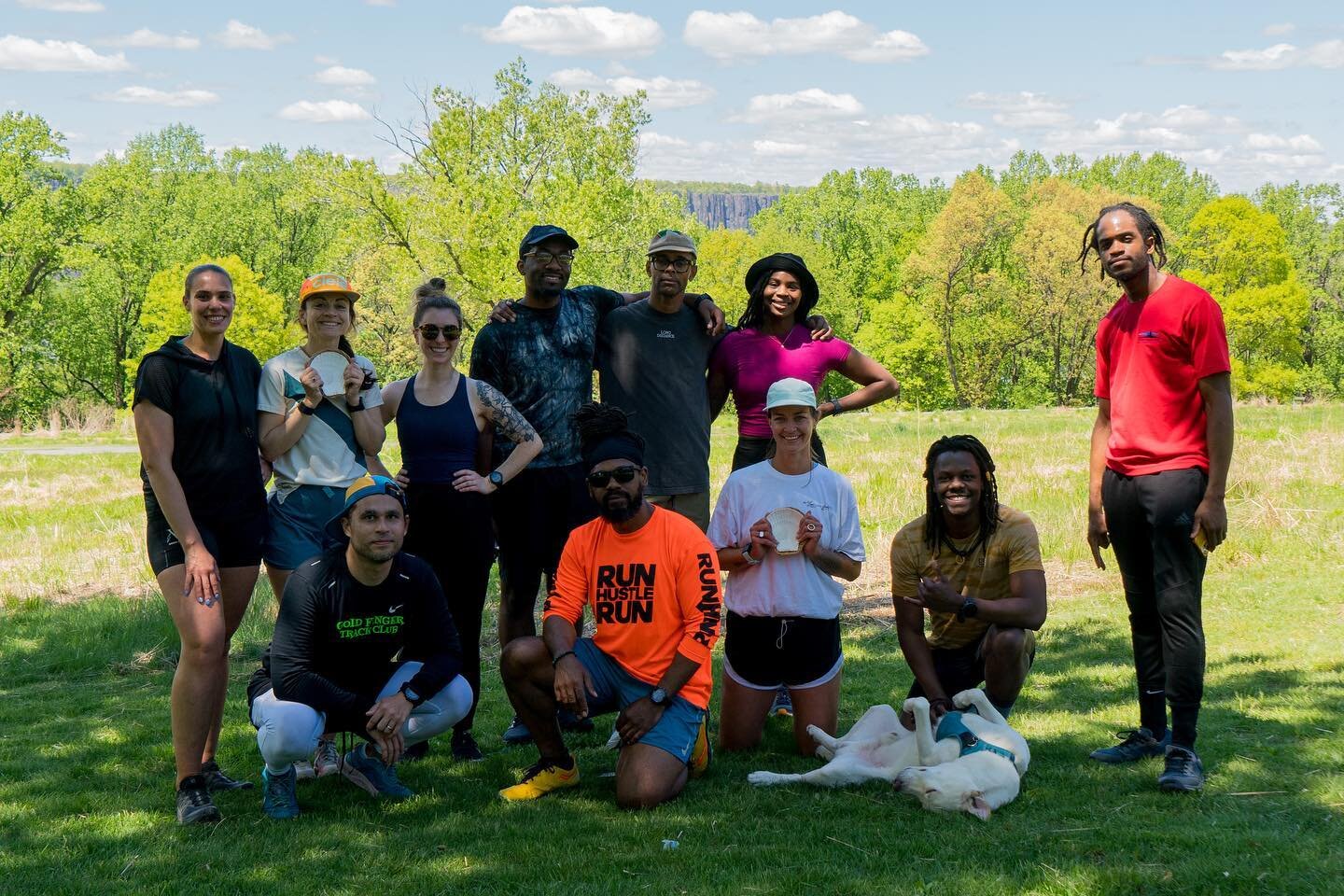 Trail days are blessed days 🌳🍃 
Give thanks to @madnames &amp; @gemma.kitchen for organizing this run with I&amp;I! 

Thanks to all the ones that came out! If you missed it, there will be more opportunities to join the nature energy next time 🌞🏃?