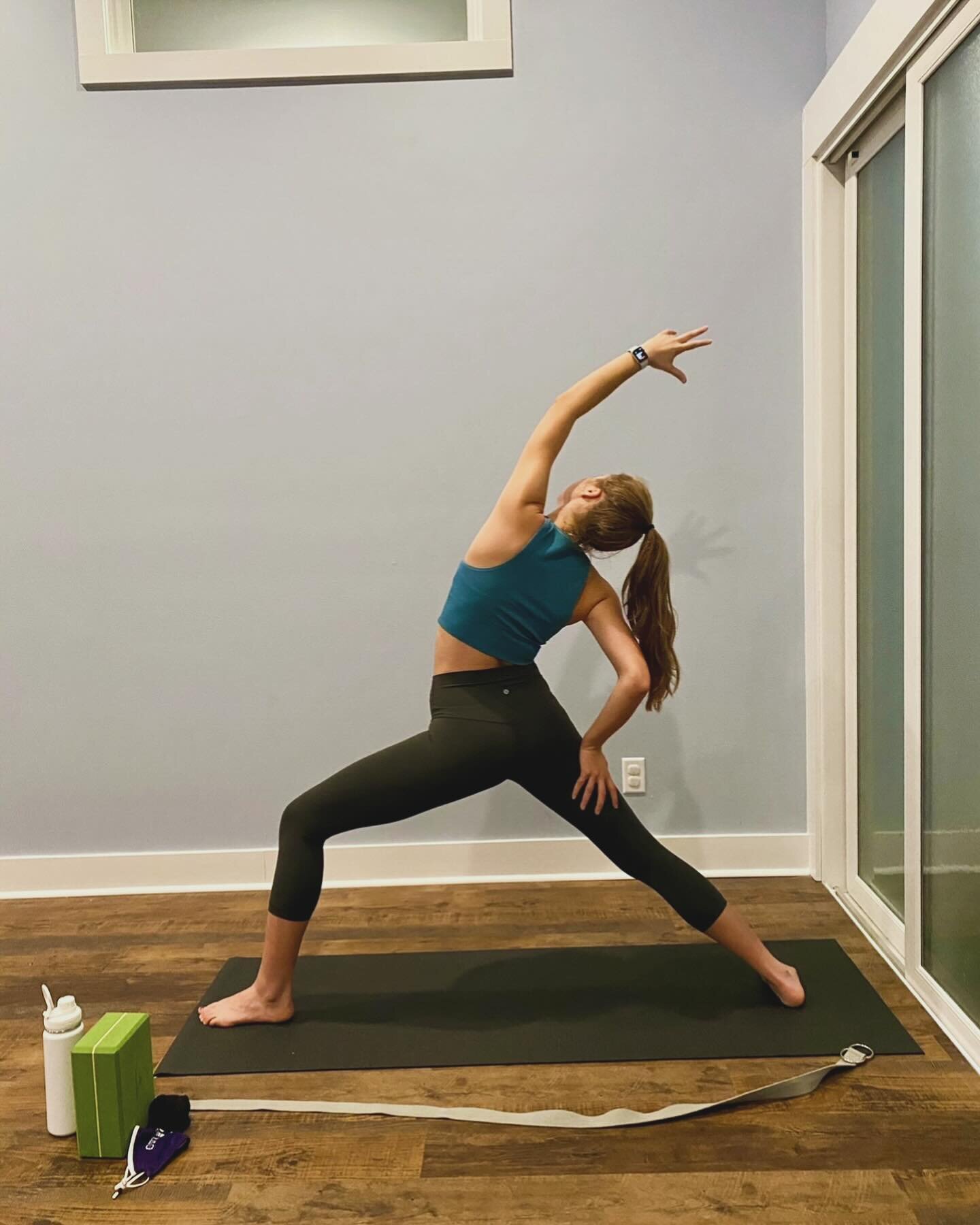 🥳 ADULT class SUNDAY 5:30-6:30 @rainbowblossomky Community Room (3046 Bardstown Rd) 🙌 

🧘 Come MOVE your body &amp; prepare for the week ahead‼️

📍Sign Up at https://www.omiesyogastudio.com/class-schedule