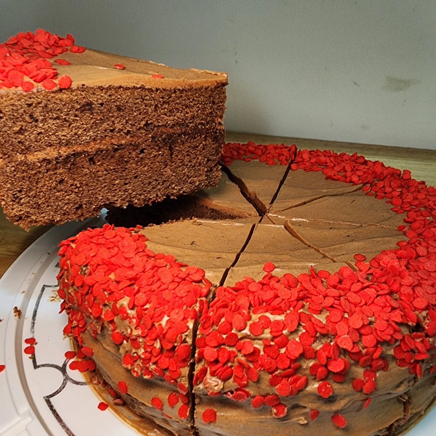 This a gluten-free chocolate cake with coffee cream #tbt

Catering is available and customized orders, too! ✨️💜