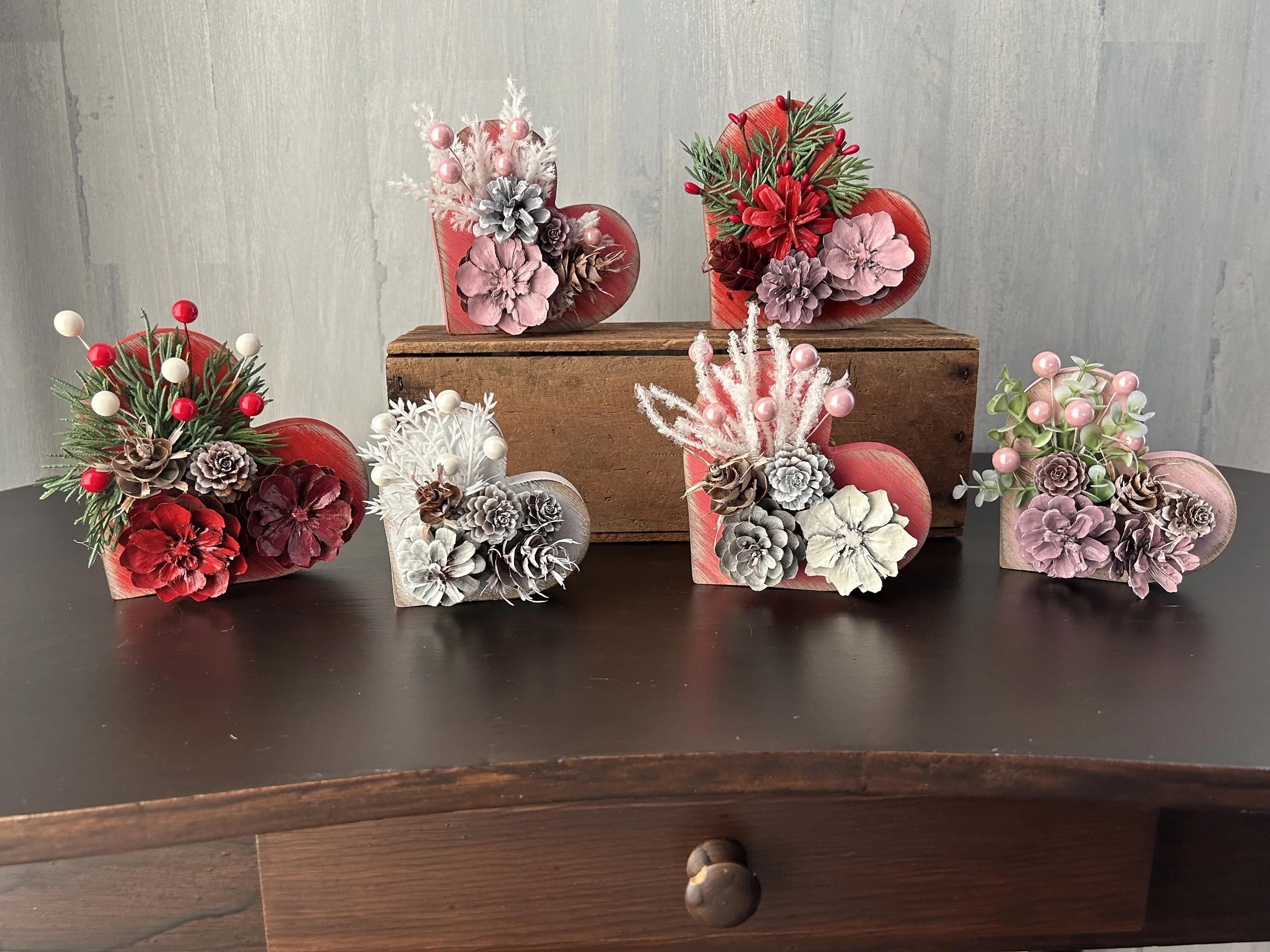 Wooden Heart Shelf Sitter