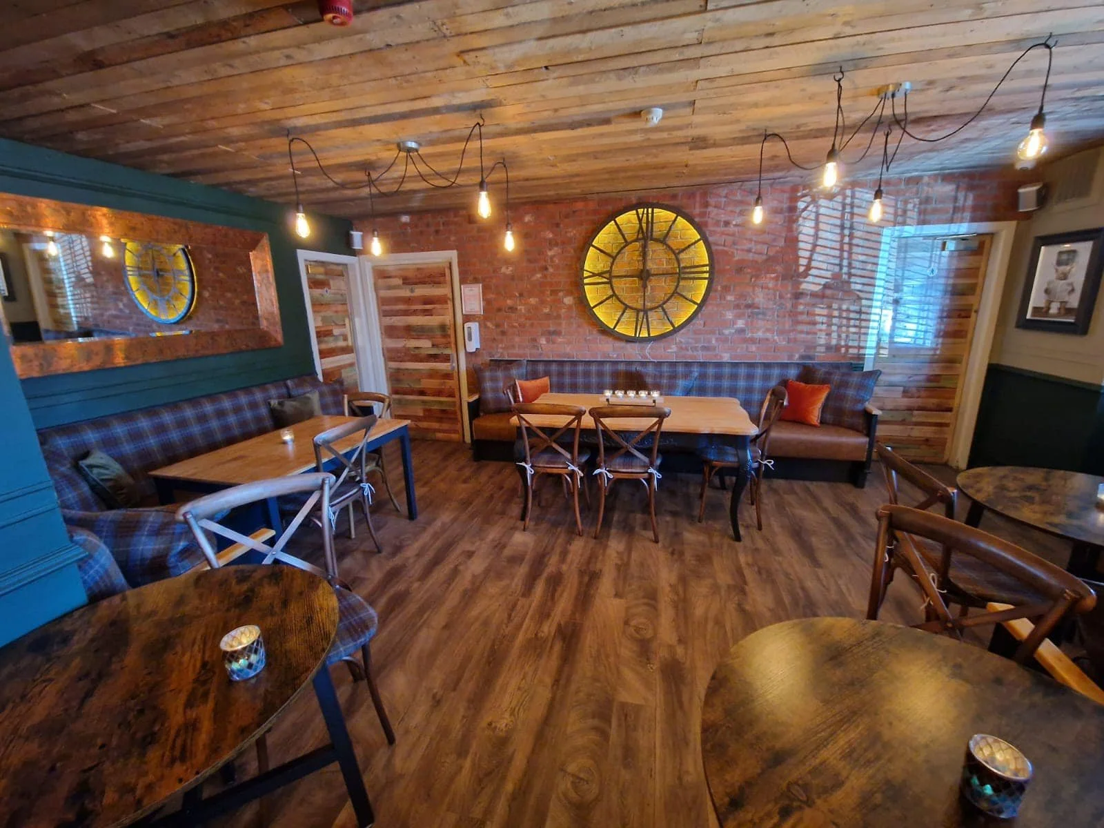 The Black Bull - Old Lango