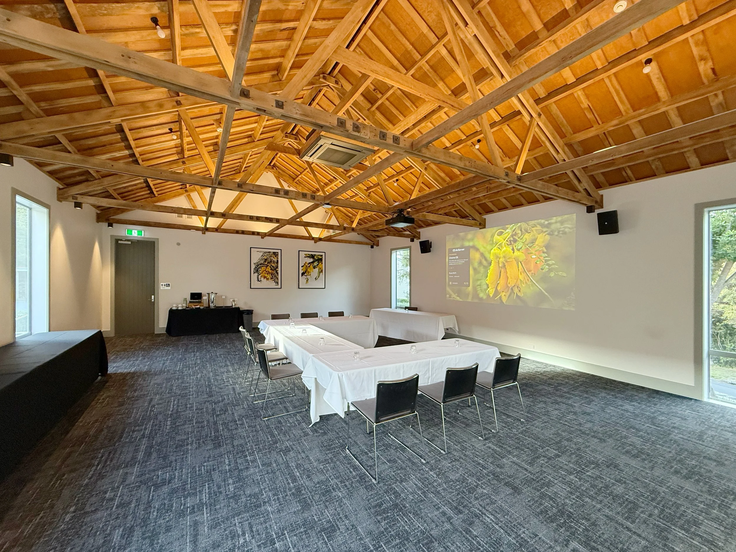 u-shape kowhai room 1.jpg
