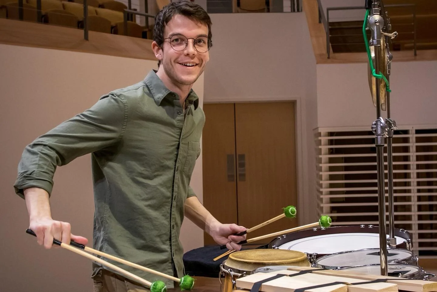 Shout out to @zach.bud.wilson for an amazing Masters Rectial this past Sunday! We had a blast performing Deep and Distant Thunder from John Luther Adams’ “Earth and the Great Weather”! Congratulations Zach!!
#percussion #drums #mar