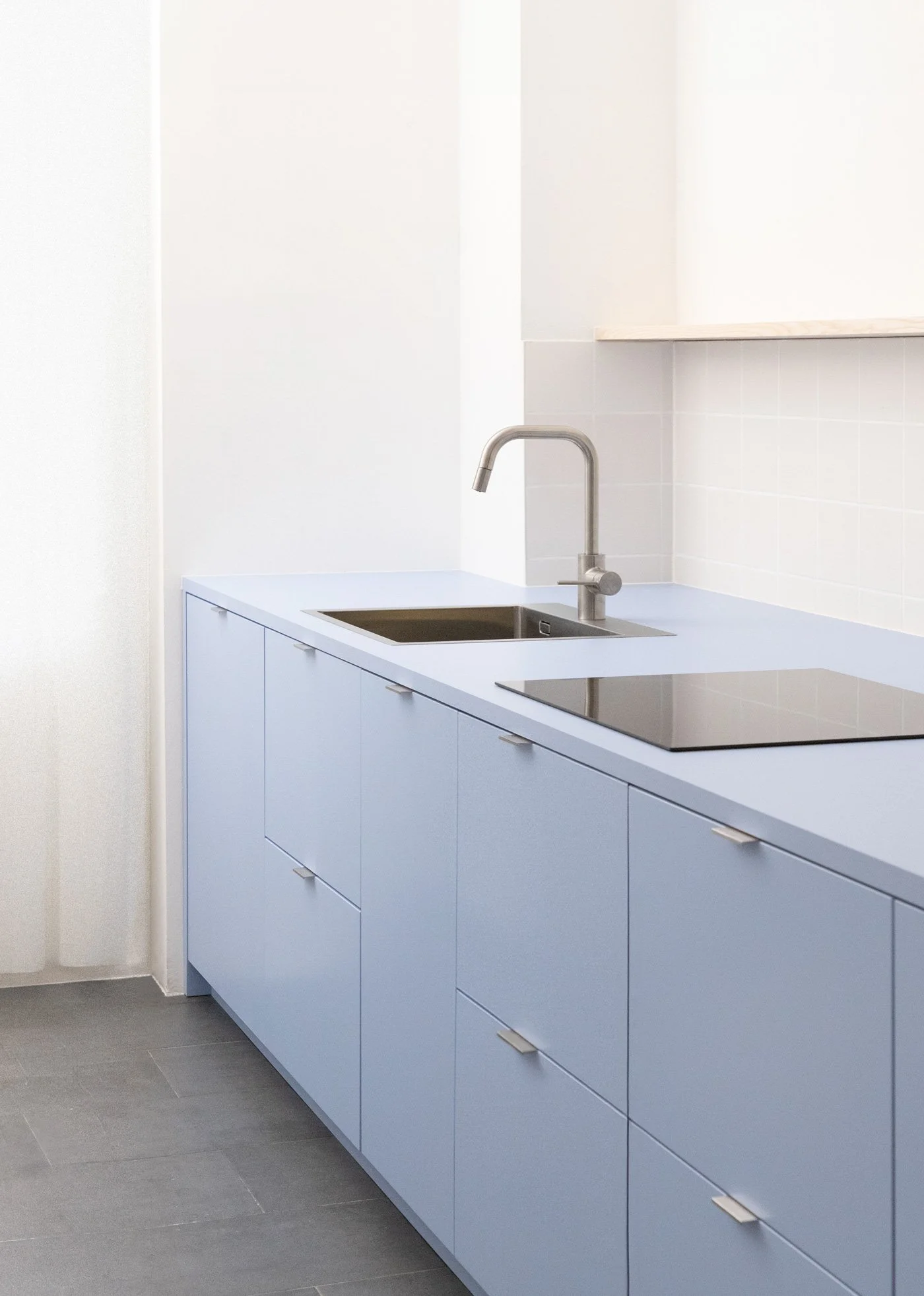 A custom one-wall kitchen in Horizon Blue, Kreuzberg Berlin